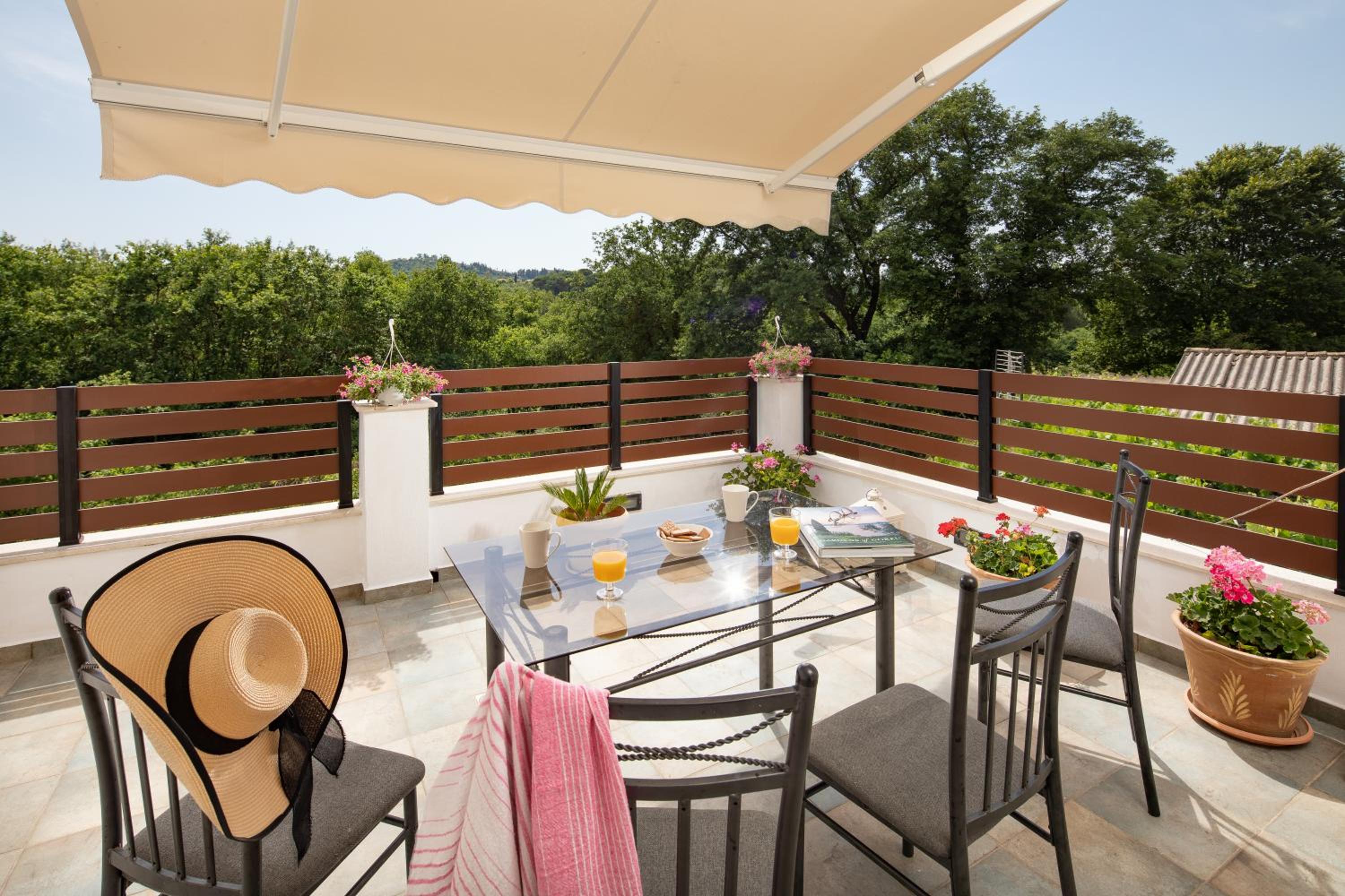 Three-Bedroom House - Photo 43