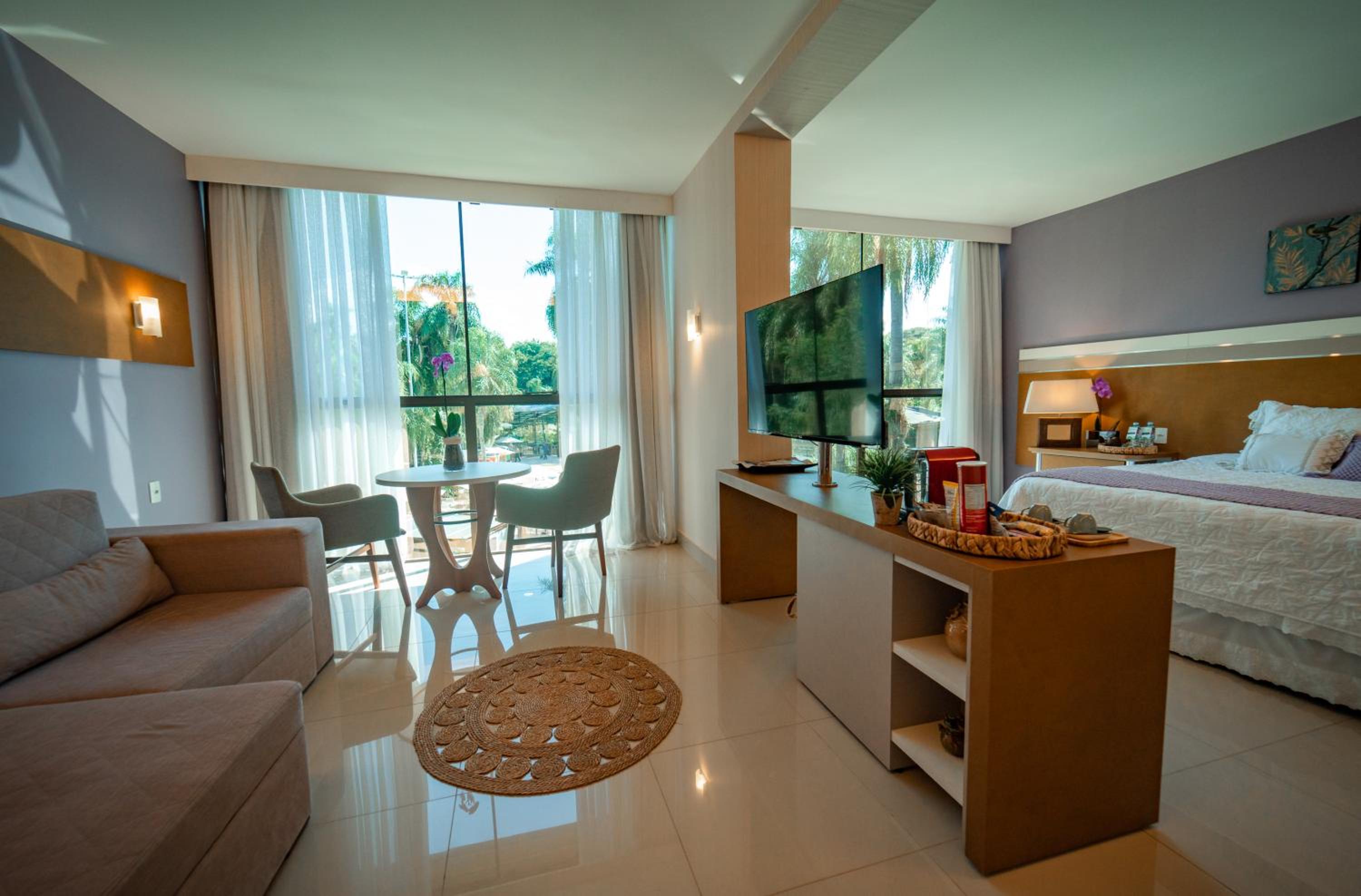 Deluxe Suite