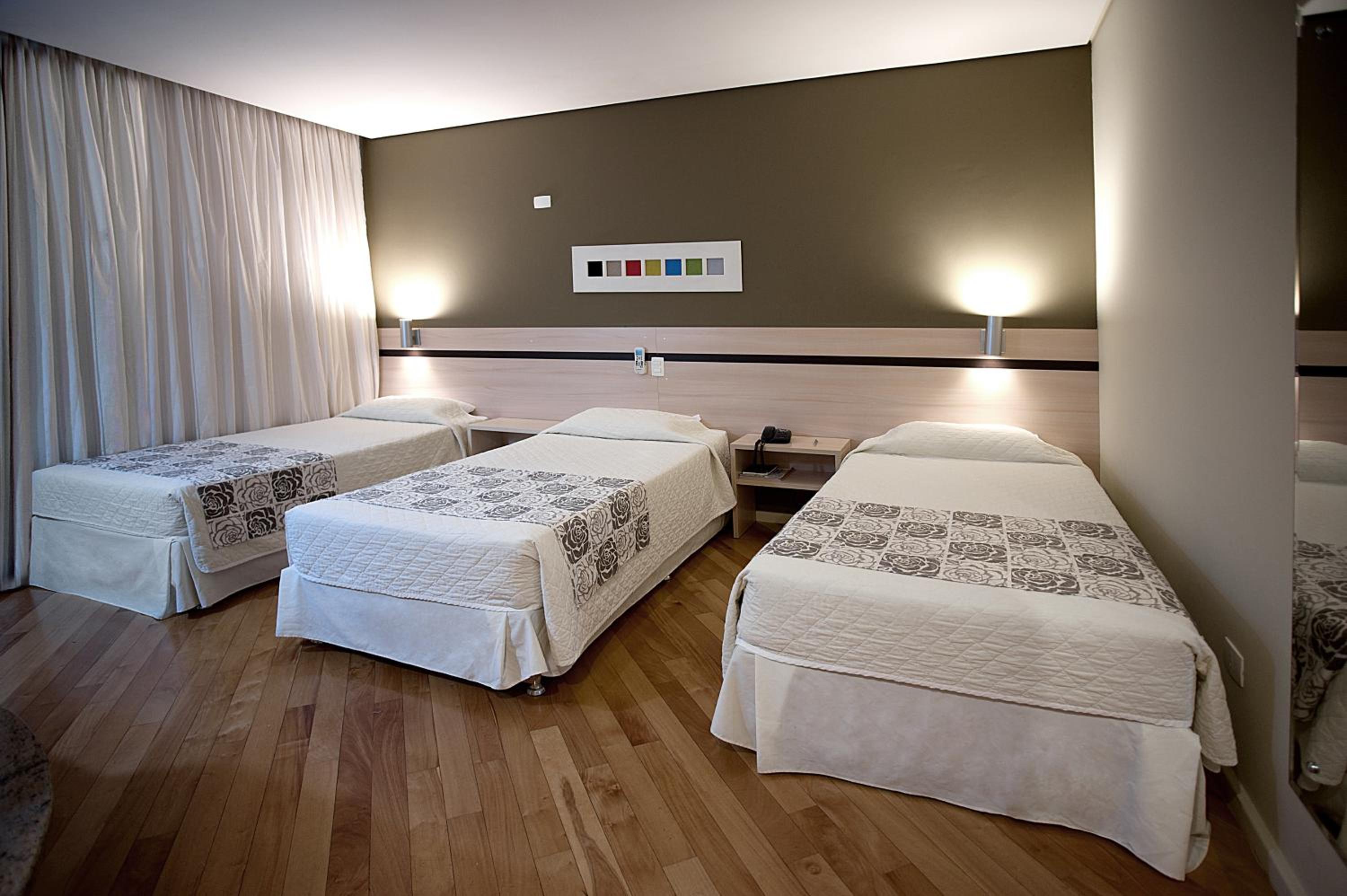 Deluxe Triple Room - Photo 15