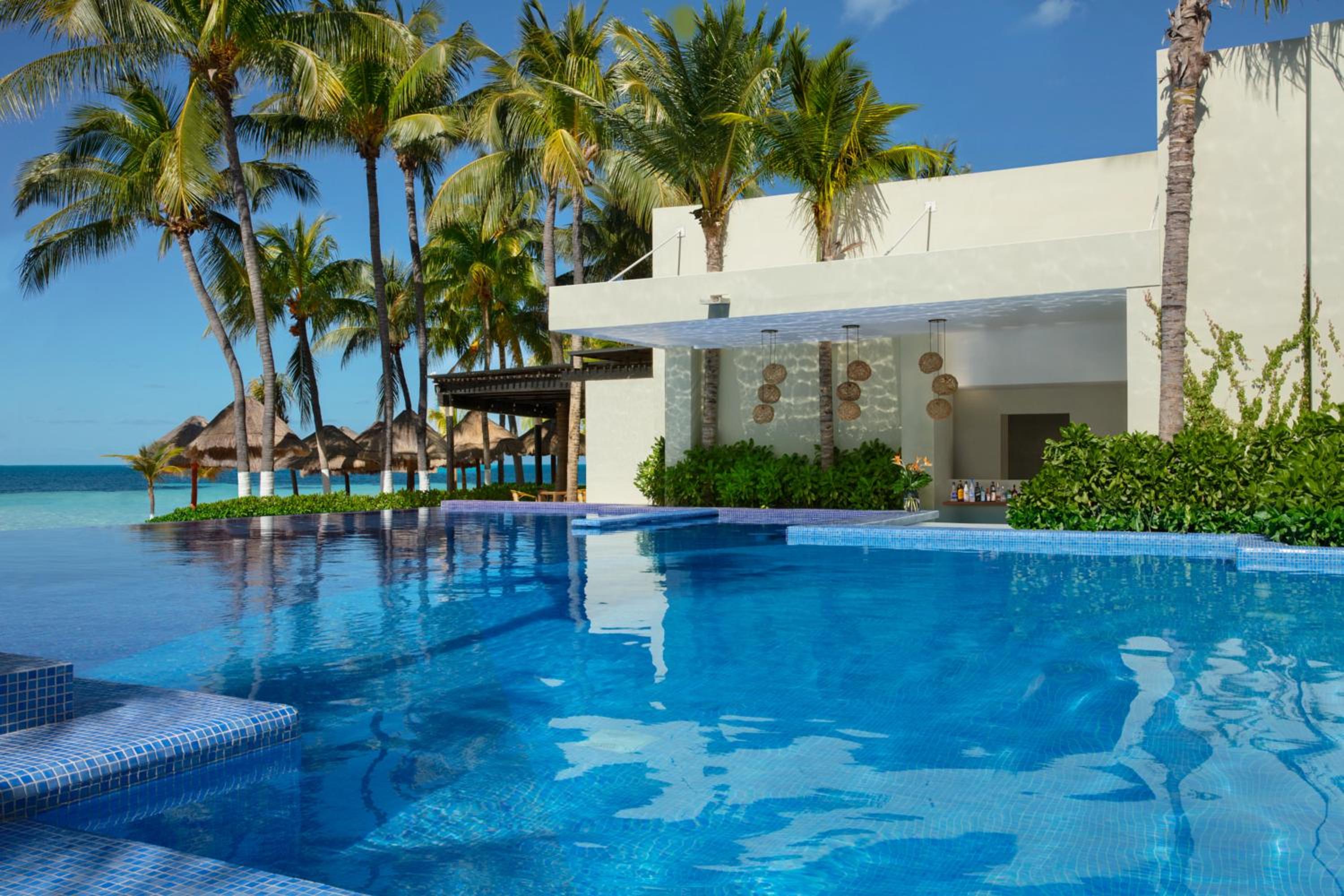 Premium King Balcony Ocean Front