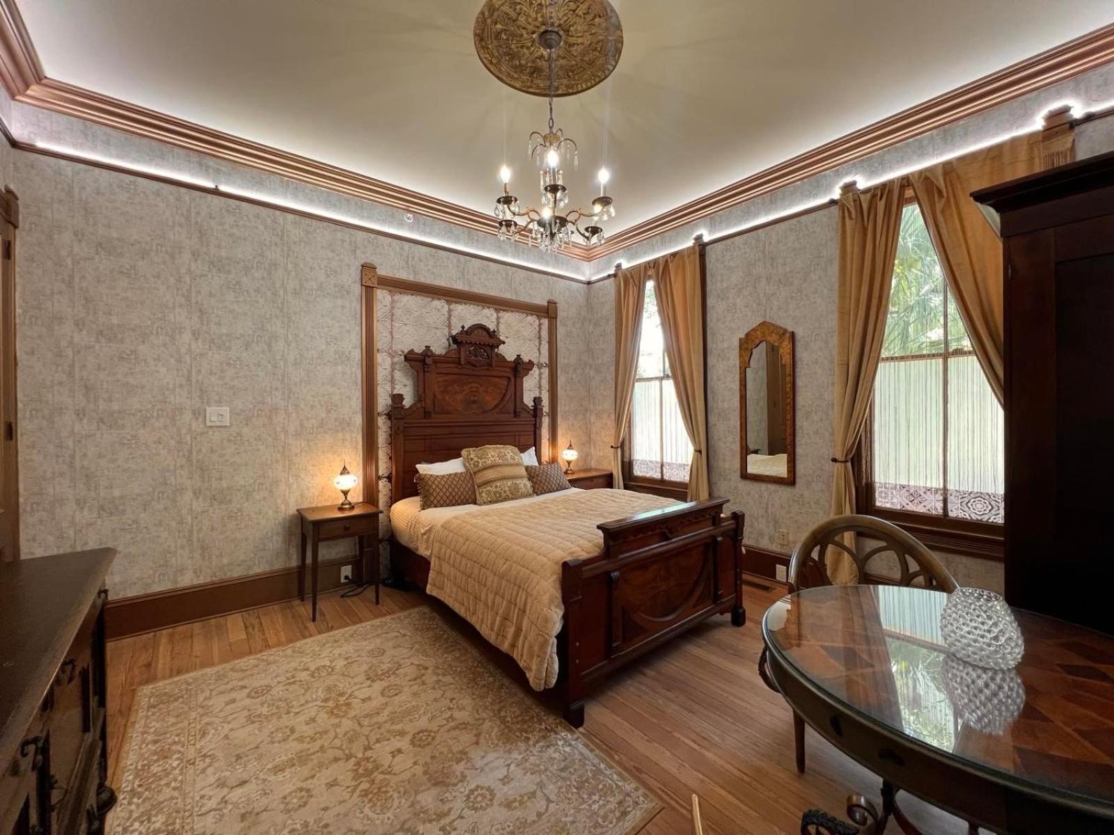 Deluxe Double Room with Bath