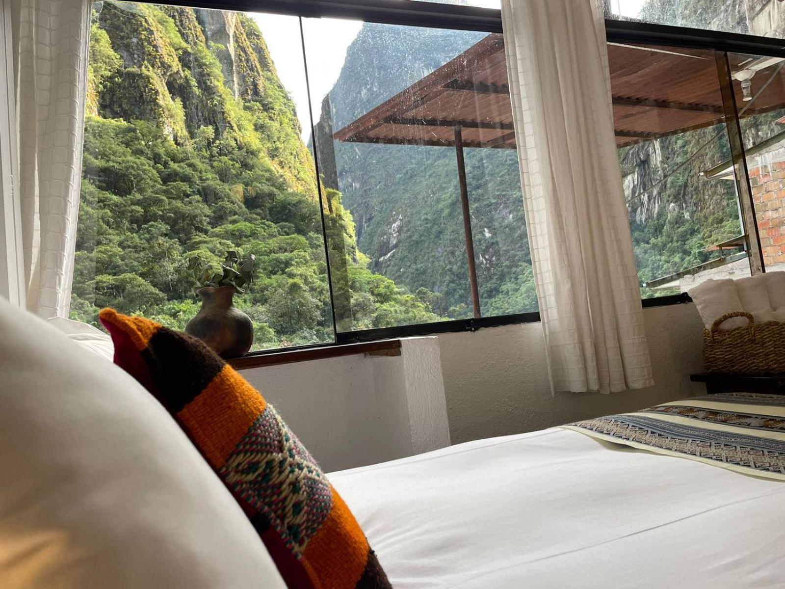 Family Room With Mountain And River View