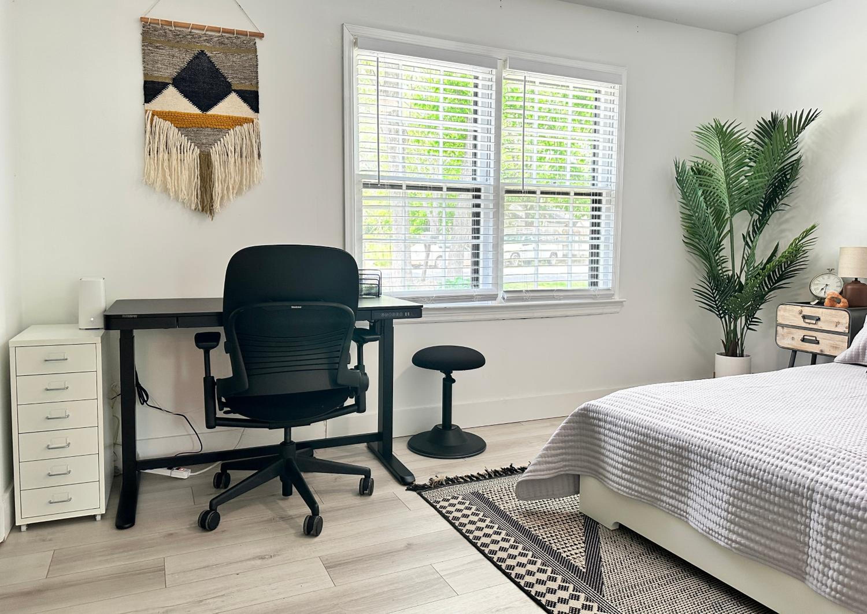Three-Bedroom House photo 1