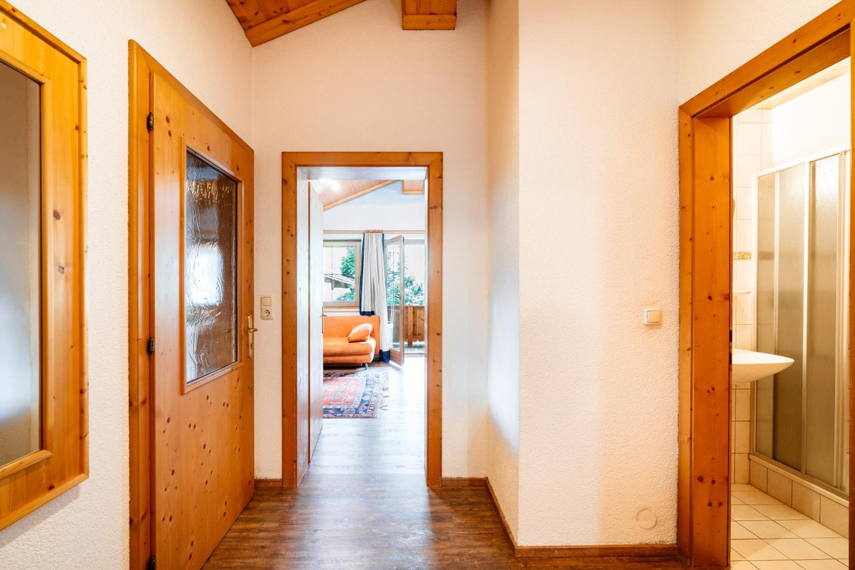 Two-Bedroom Apartment - Photo 2