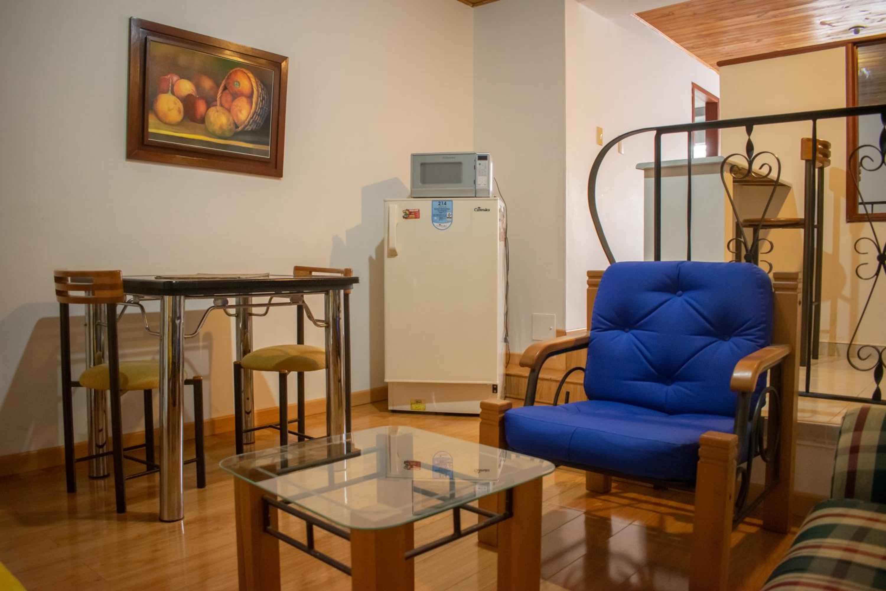 One-Bedroom Apartment - Photo 9