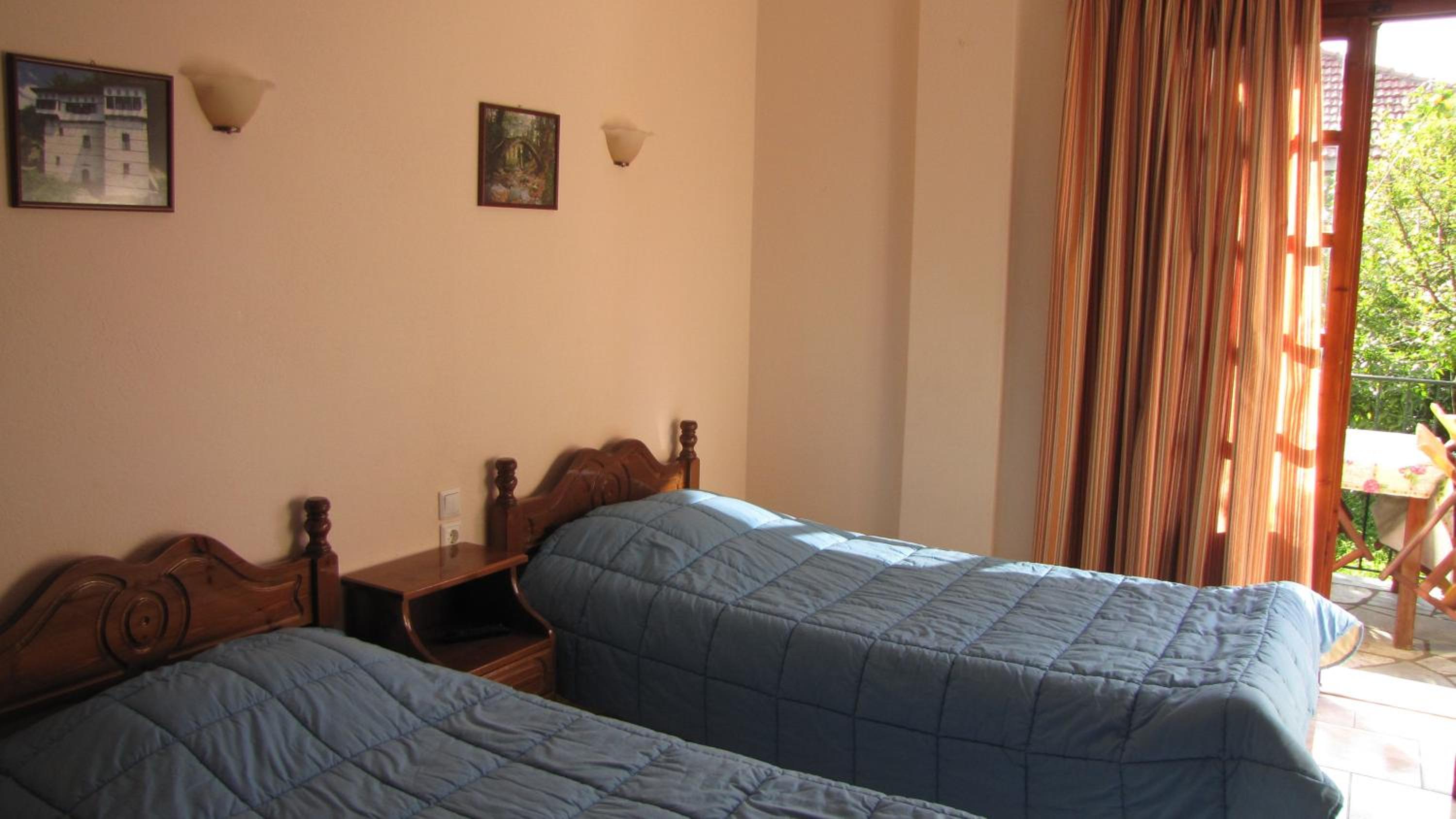 Two-Bedroom Apartment - Photo 3