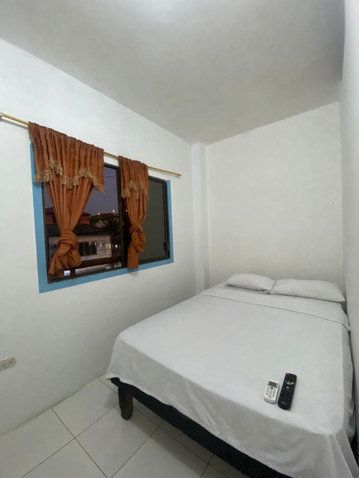 Double Room with Private Bathroom photo 3