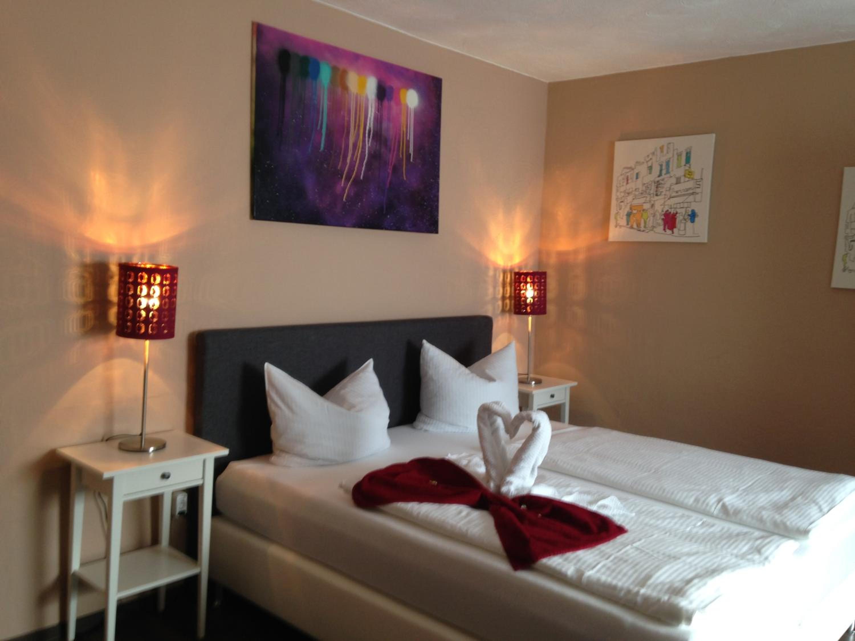 Double Room - Photo 3
