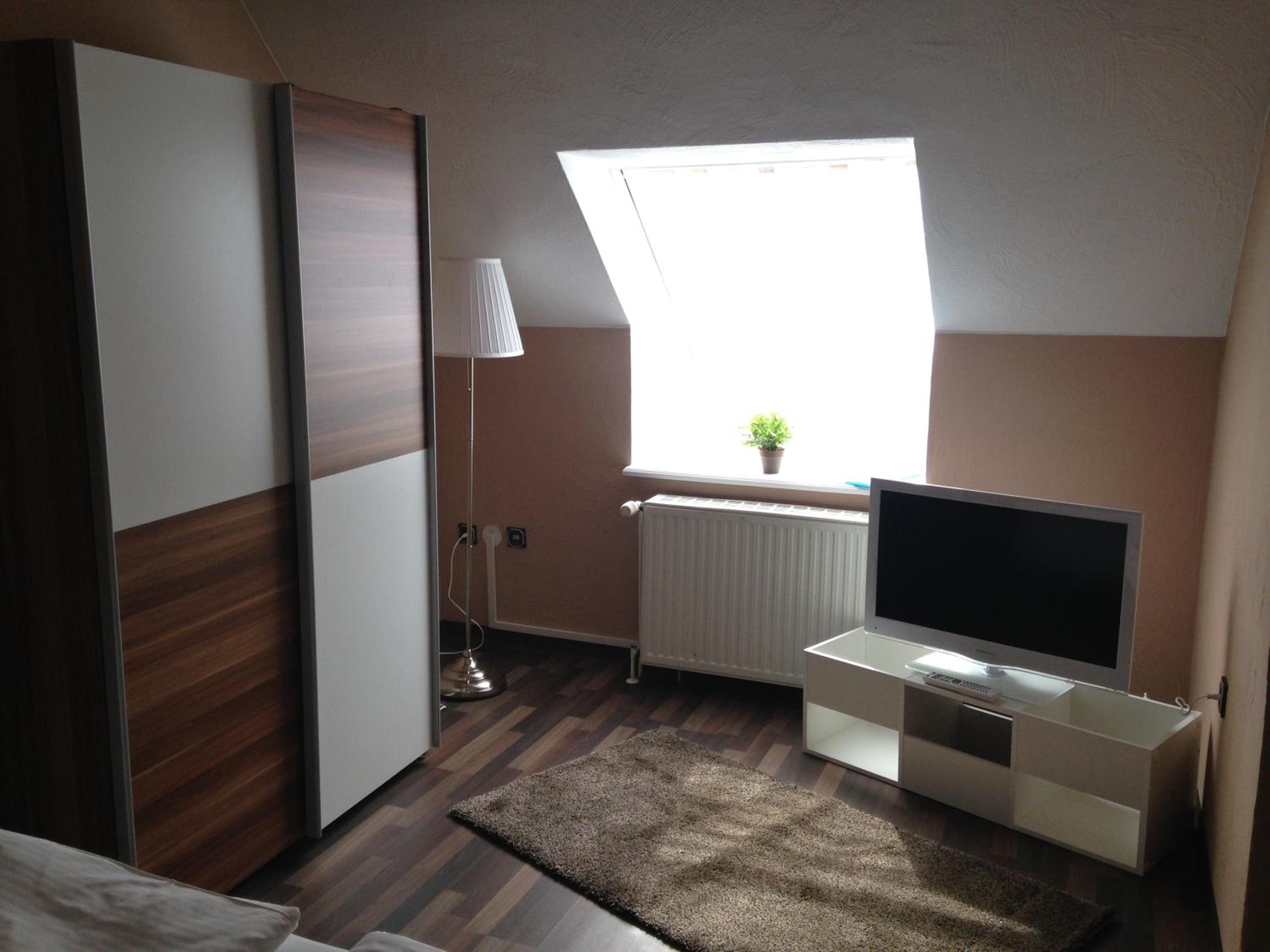Double Room - Photo 5