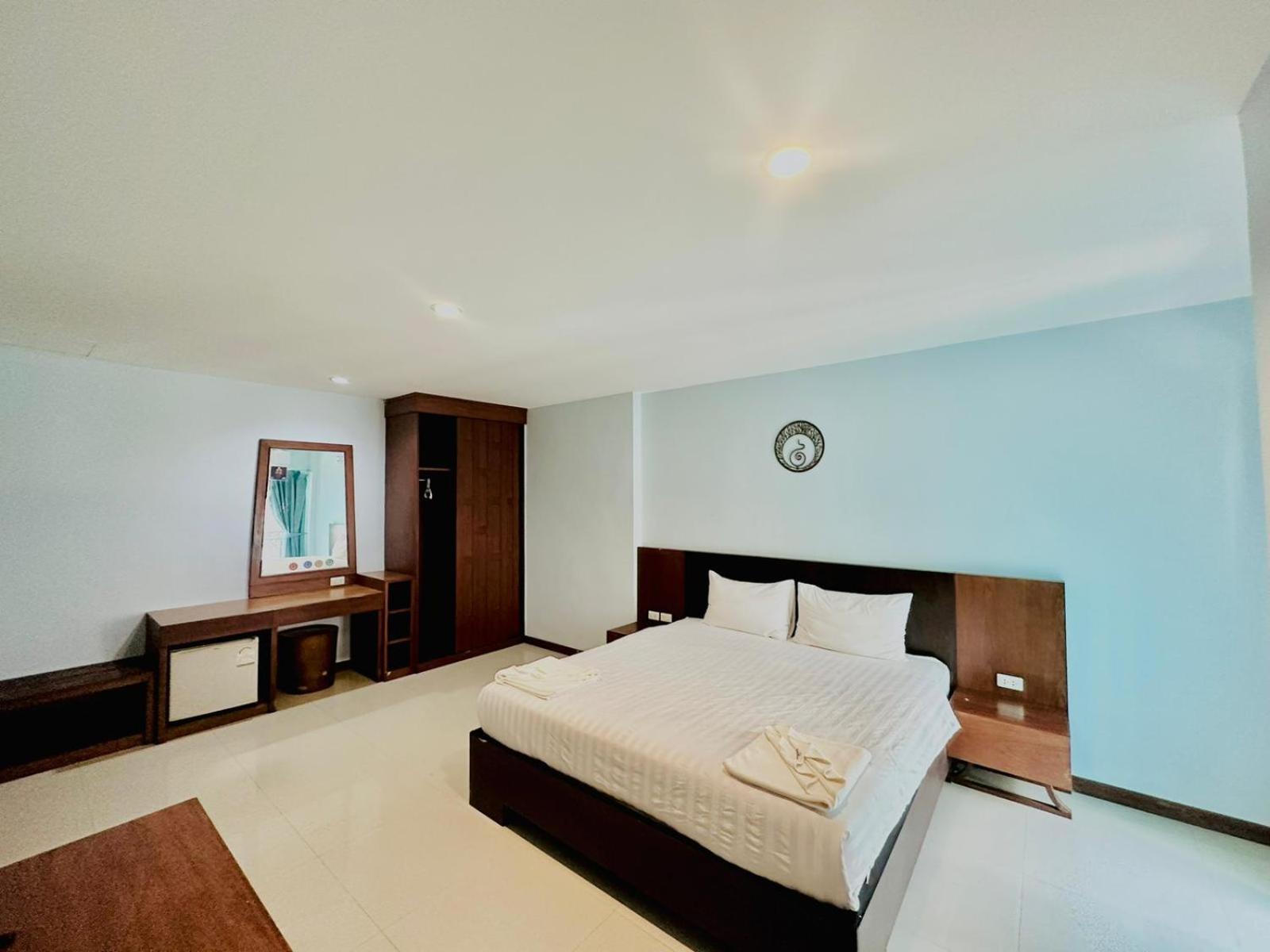 Deluxe Double Room - Photo 1