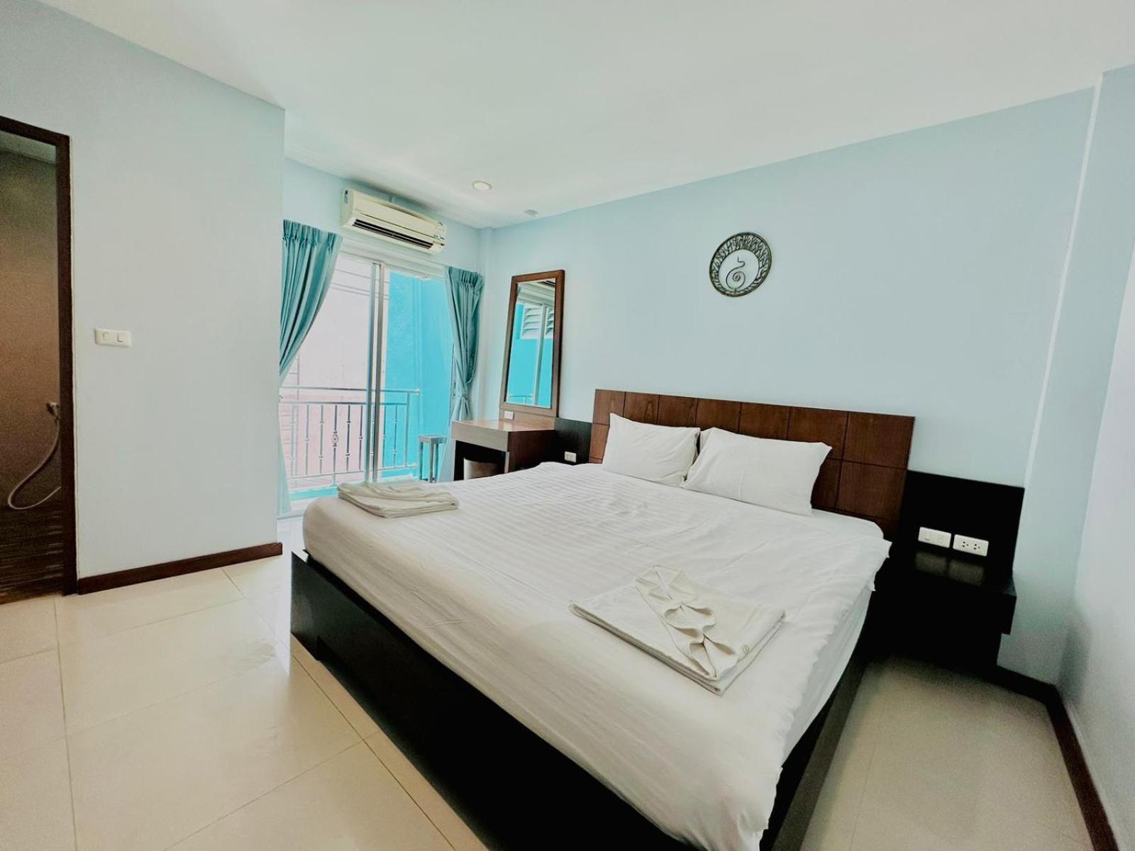Deluxe Double Room - Photo 2