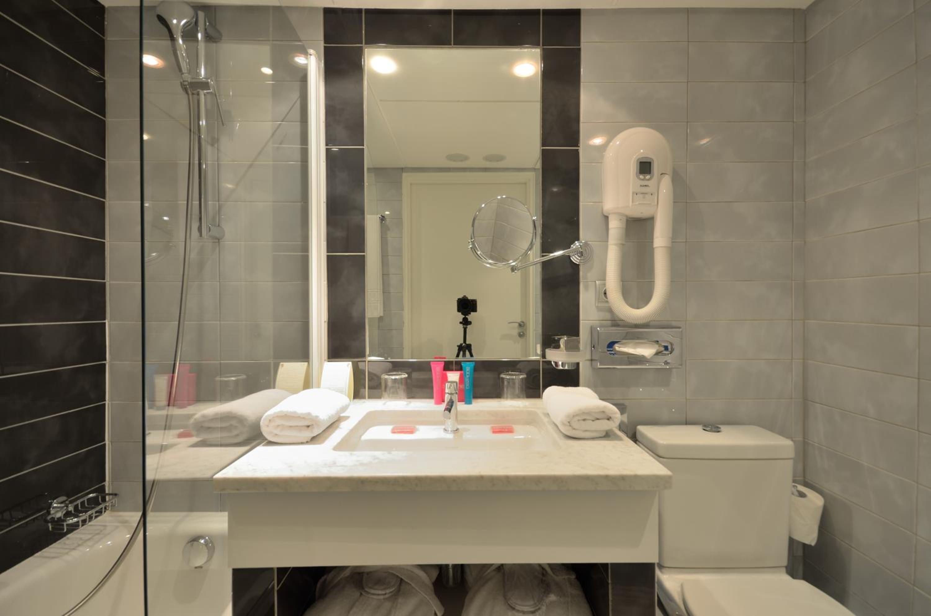 Classic Double Room - Photo 6