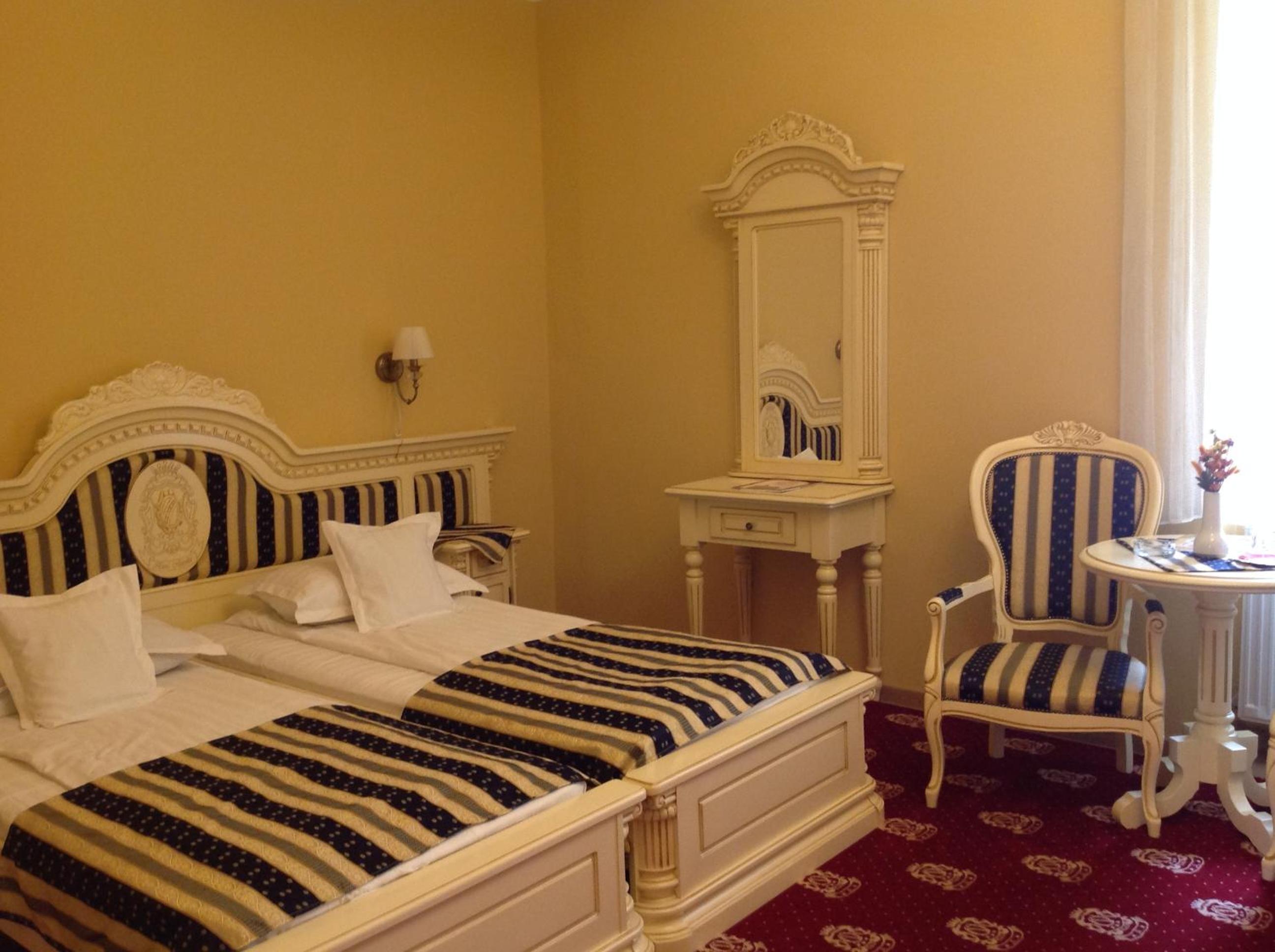 Economy Double Room photo 1