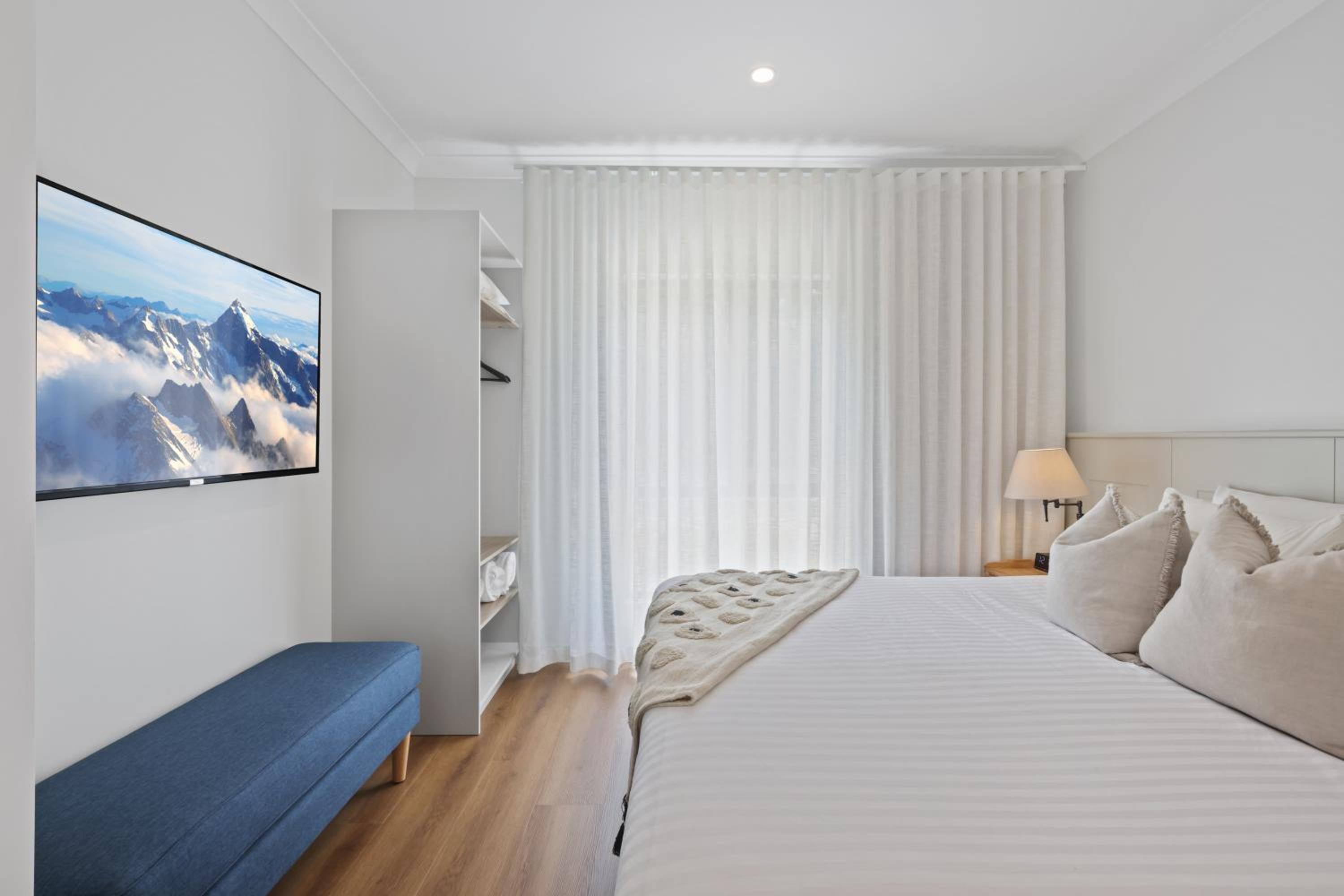 Two-Bedroom Apartment - Photo 8