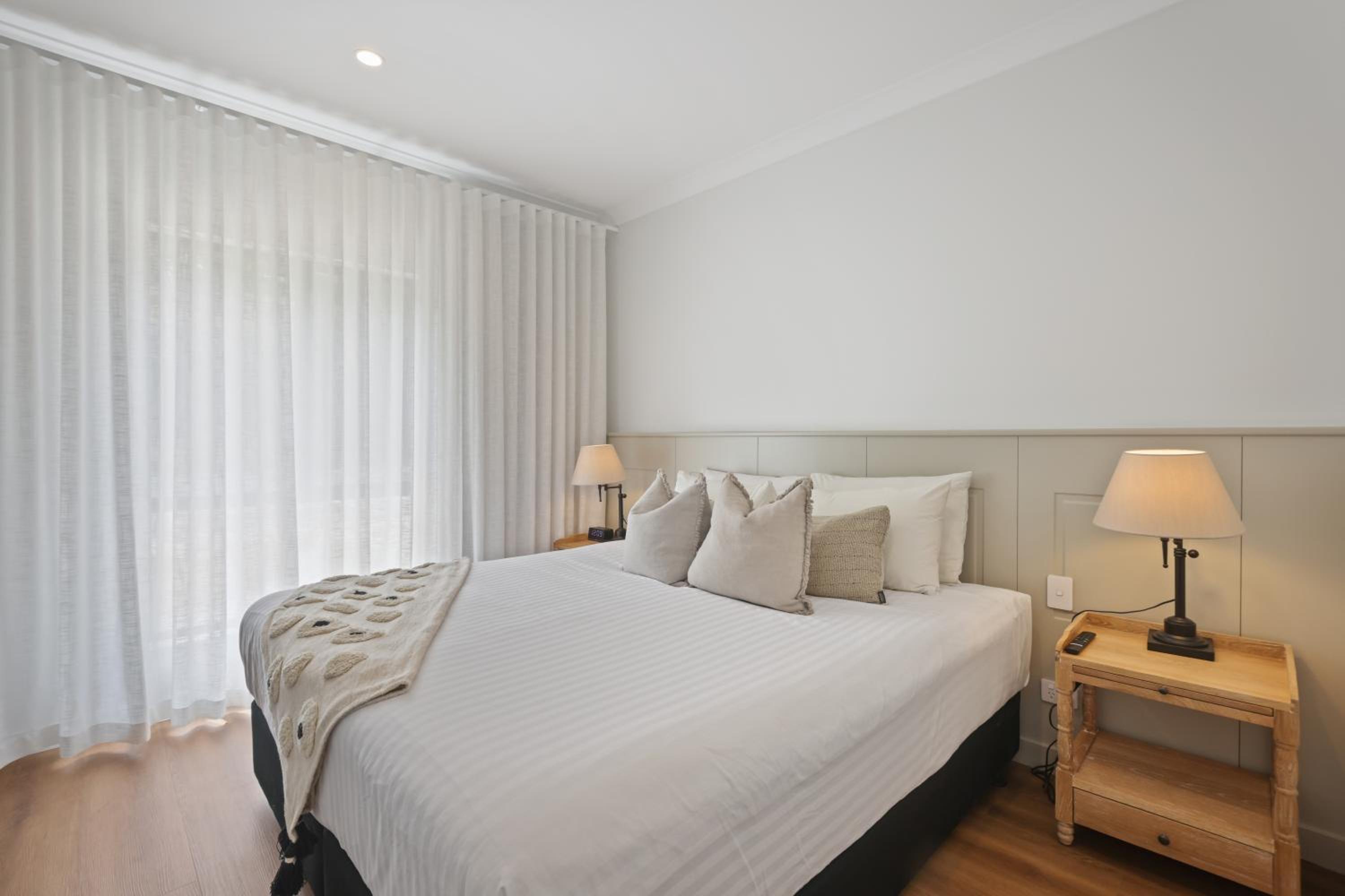 Two-Bedroom Apartment - Photo 7