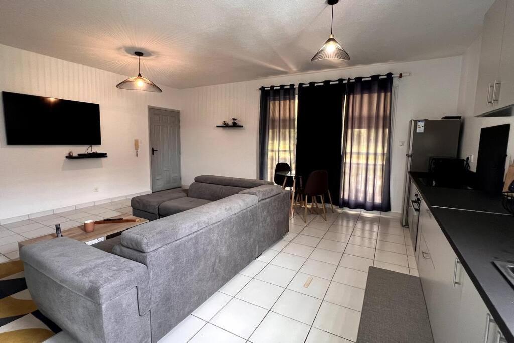 Two-Bedroom Apartment photo 2