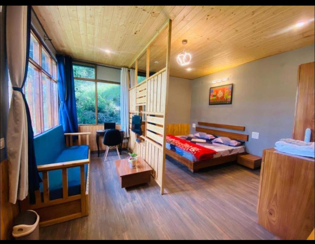 King Studio with Sofa Bed photo 1