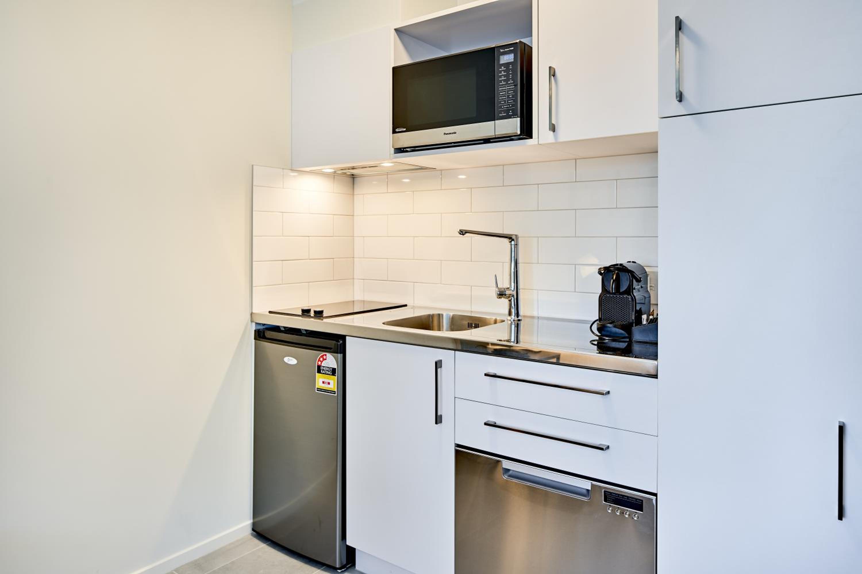 Two Bedroom Apartment thumbnail 5