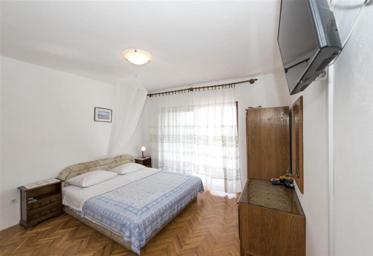 Studio Apartment 1 photo 3