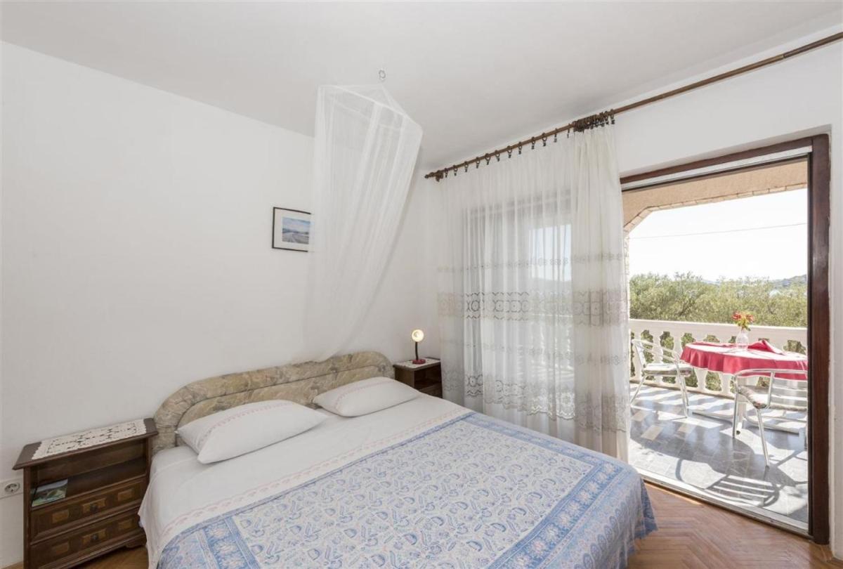 Studio Apartment 1 photo 2
