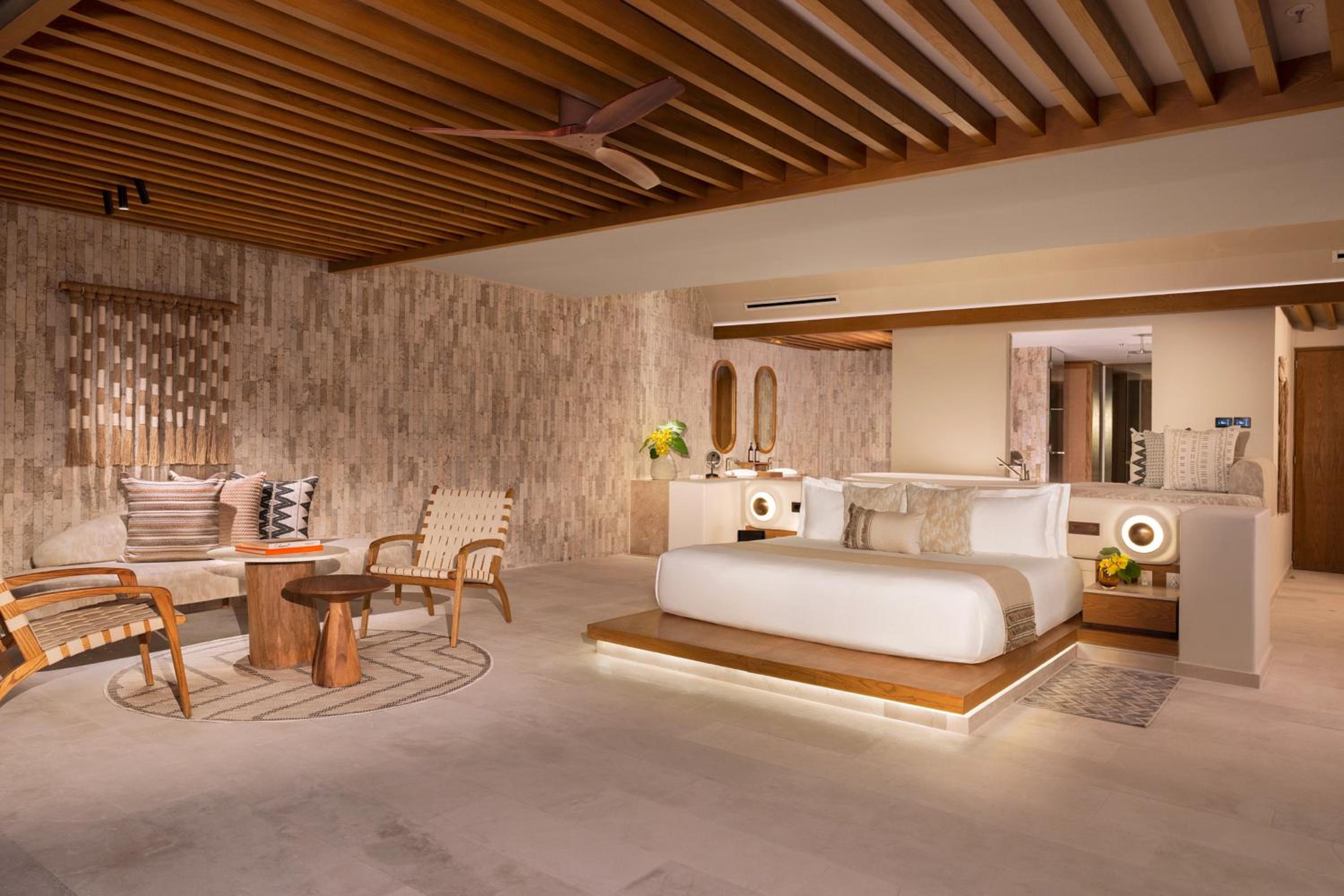 Honeymoon Suite with Ocean View - Photo 1