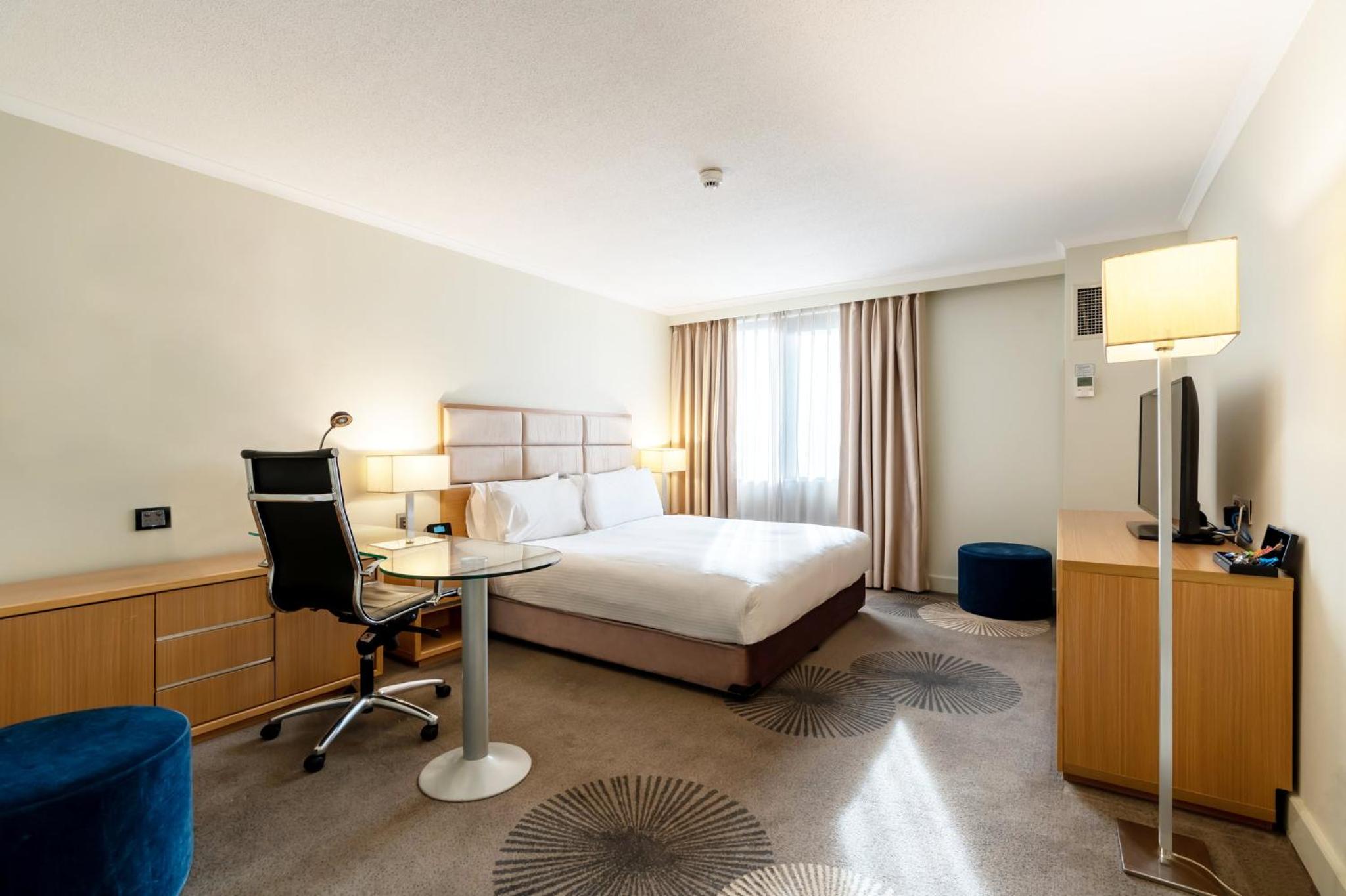 Premium King Room