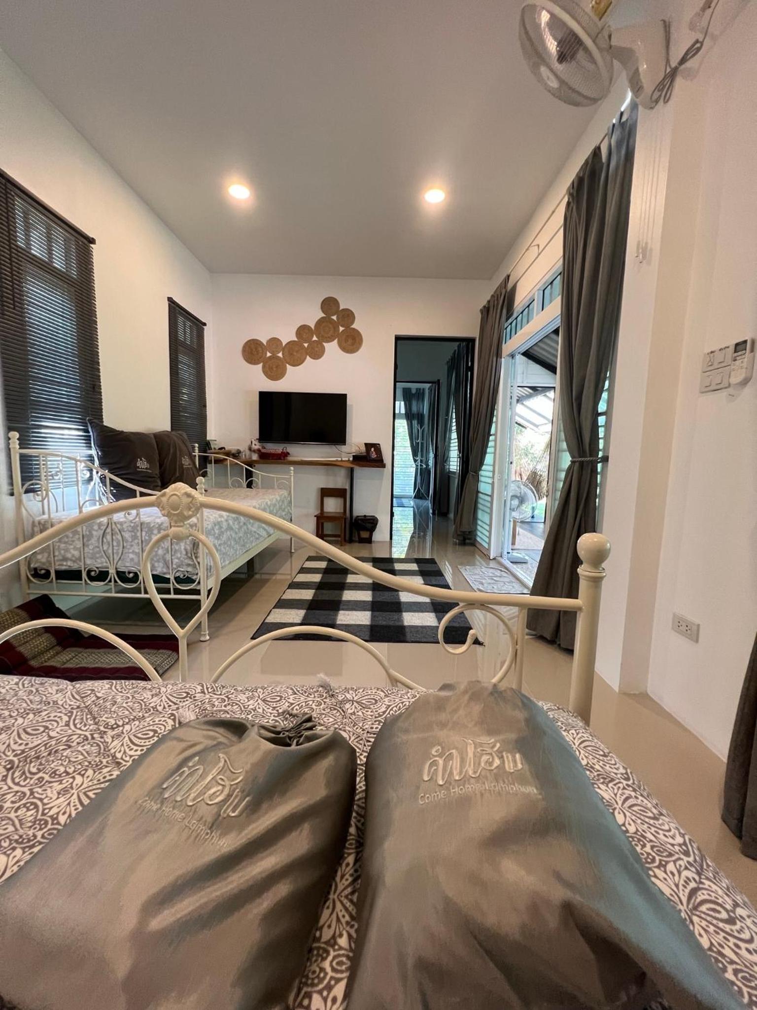 Two-Bedroom House - Photo 14