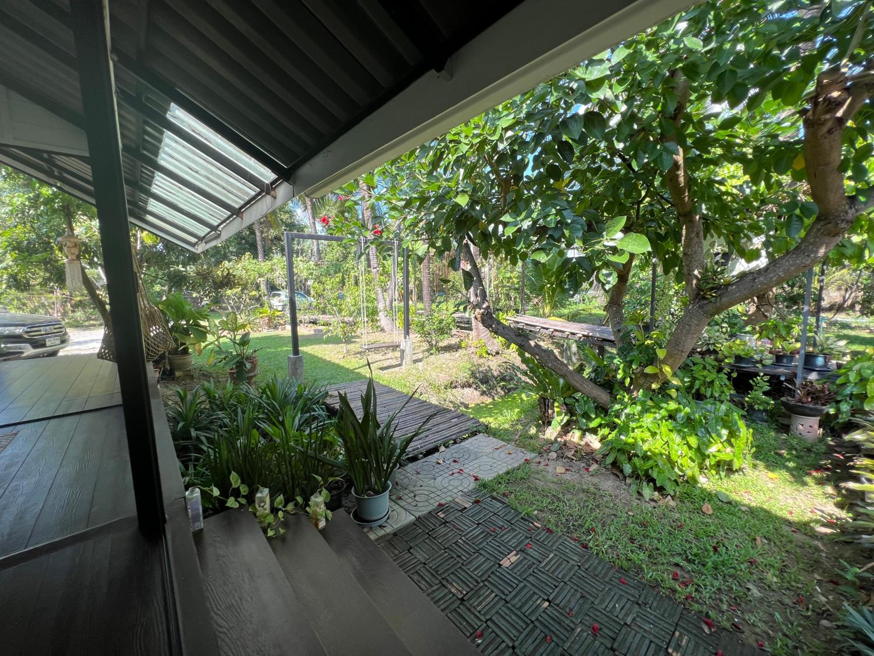 Two-Bedroom House - Photo 20