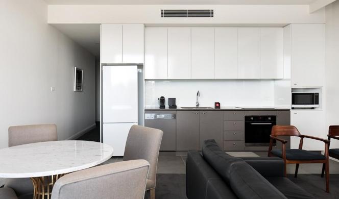 One-Bedroom Executive Apartment photo 2