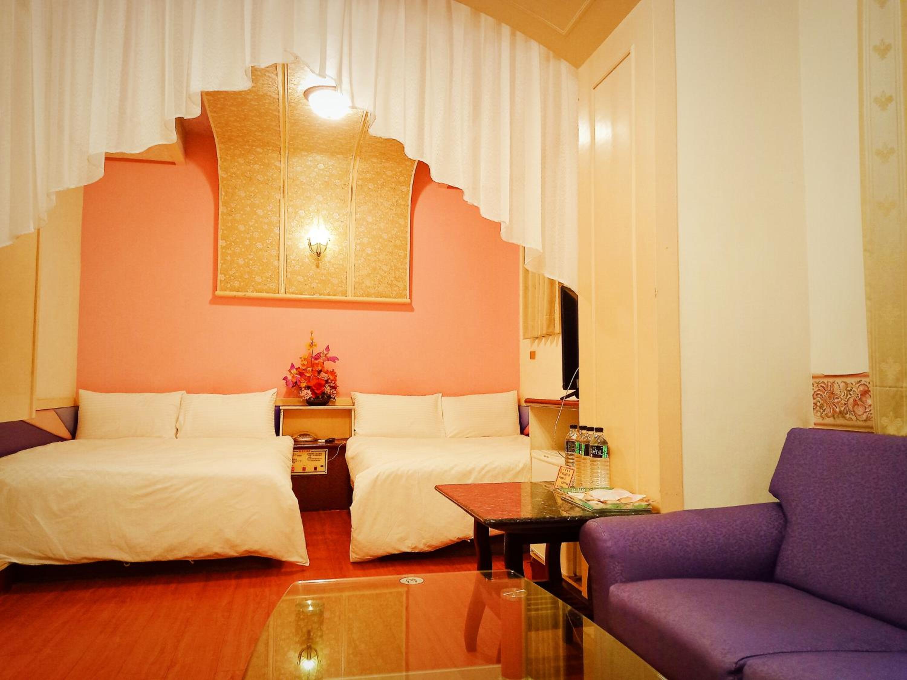 Deluxe Quadruple Room