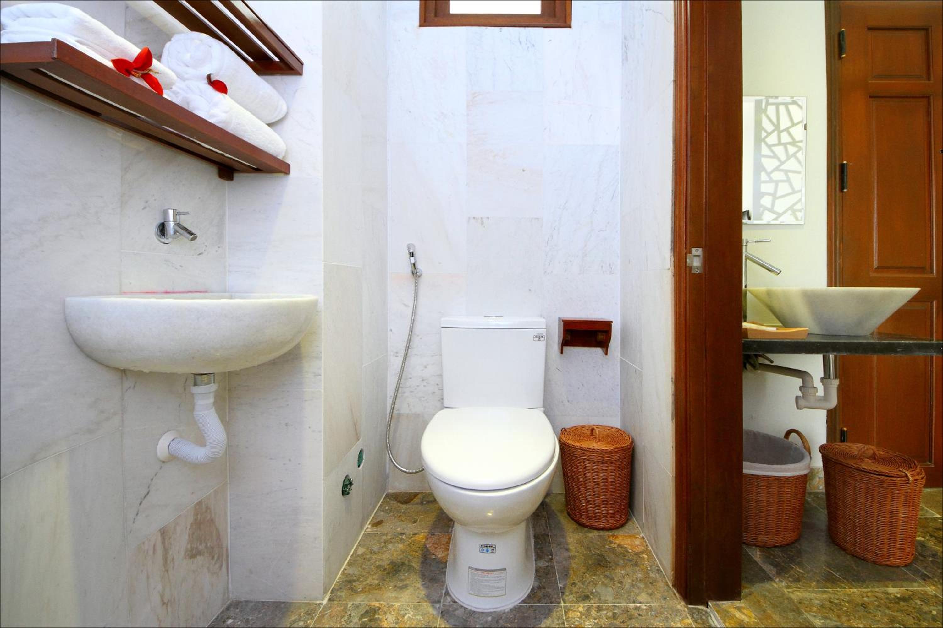 Villa photo 3