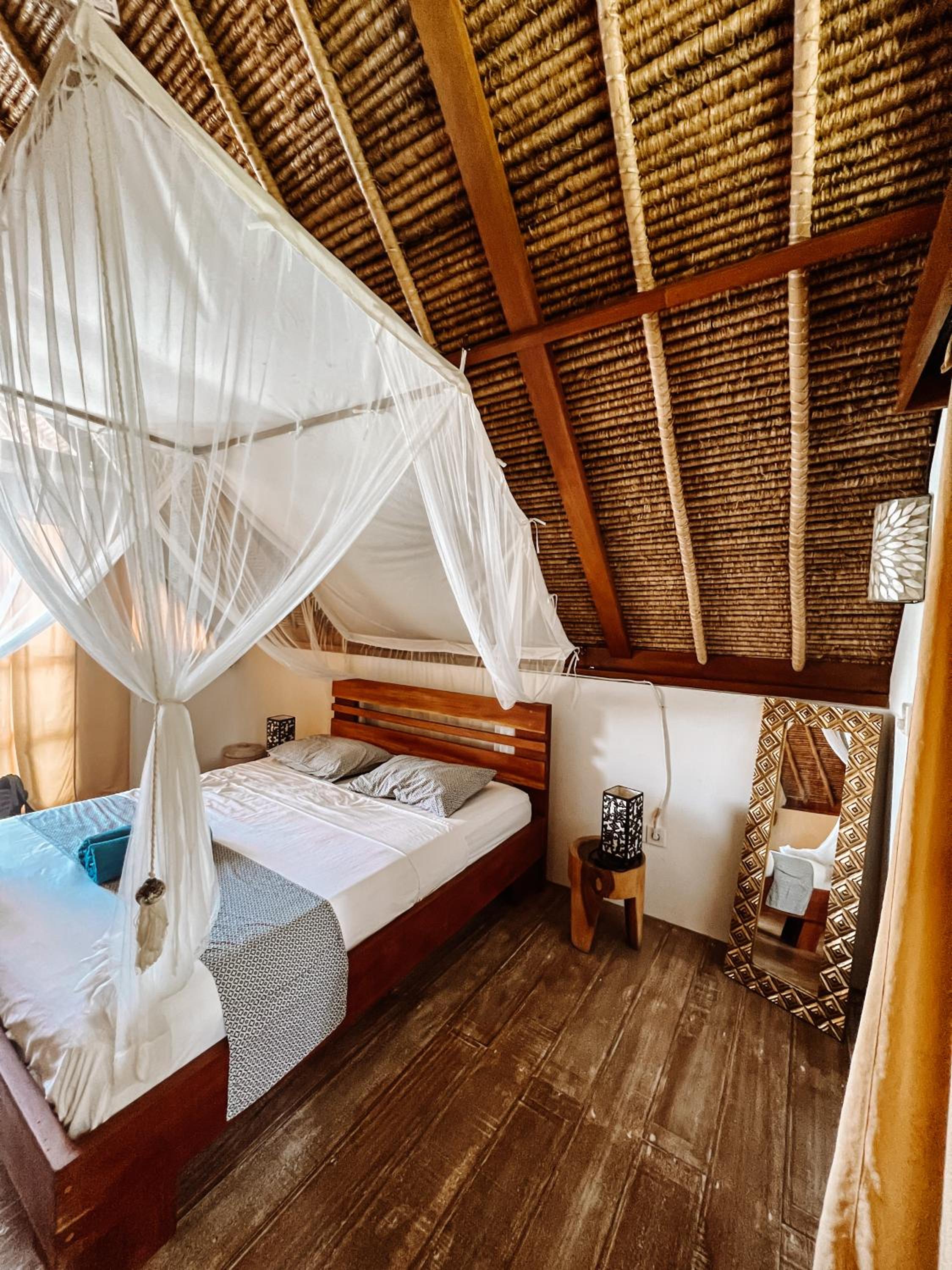 Double Room with Pool View - Photo 1