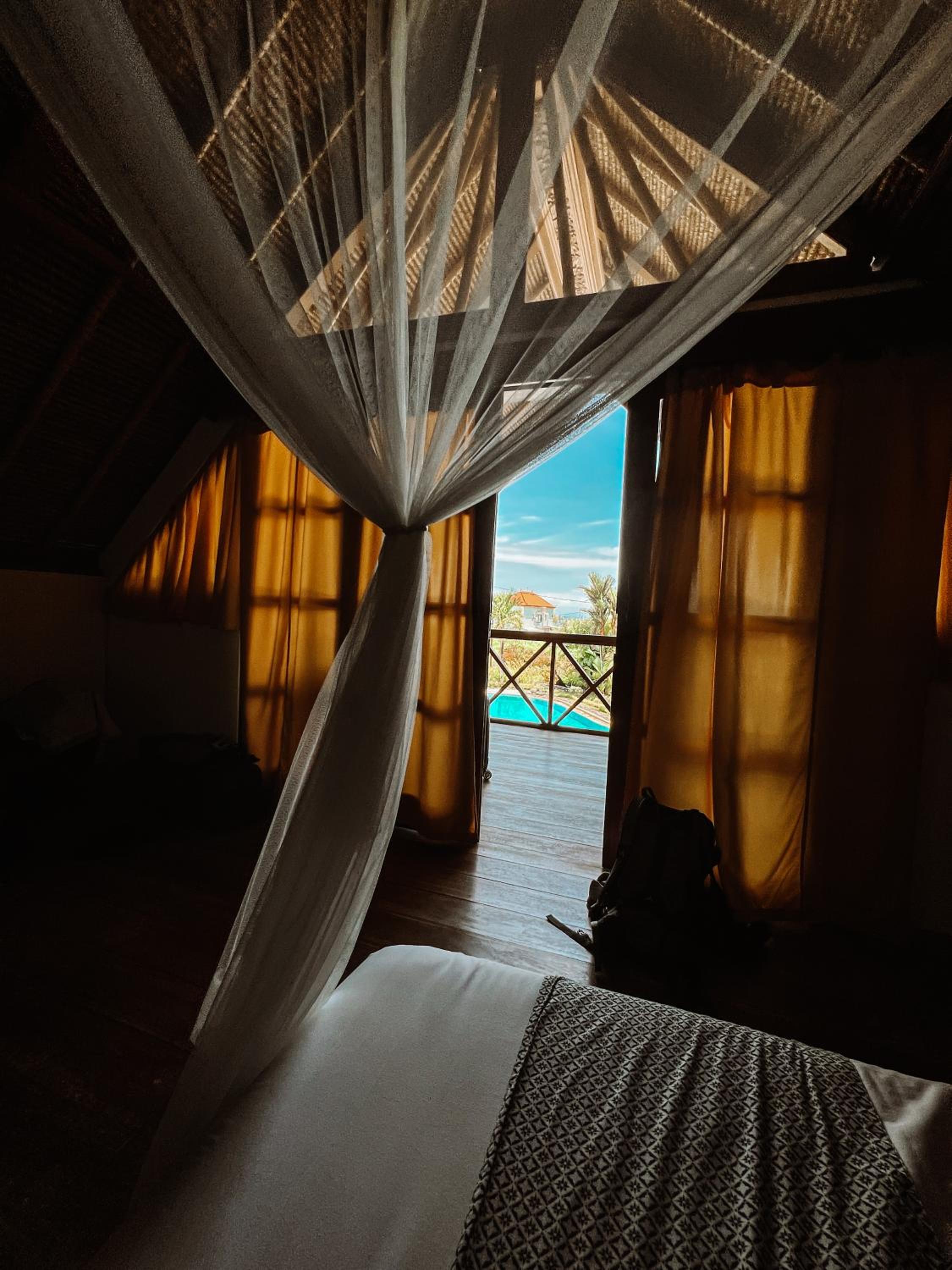 Double Room with Pool View - Photo 3