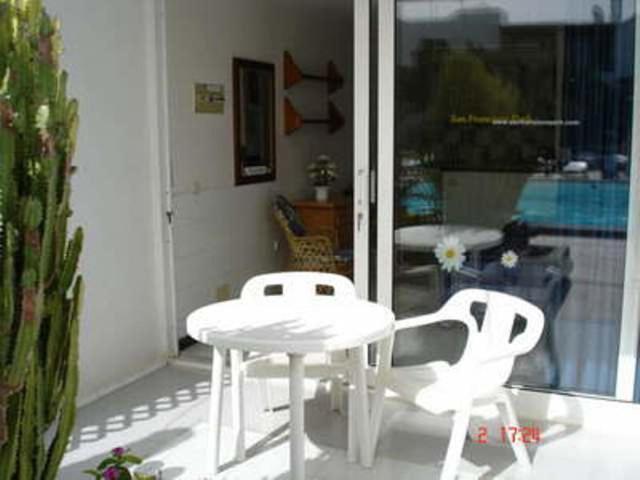 Studio With Balcony Or Patio photo 3