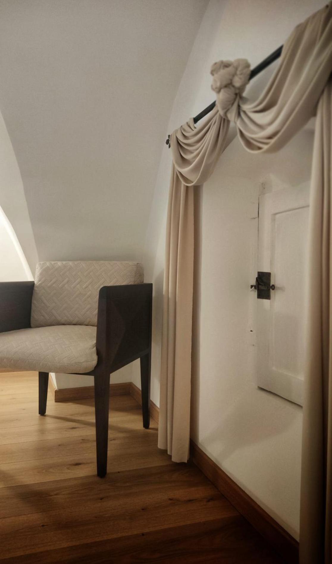 One-Bedroom House - Photo 3