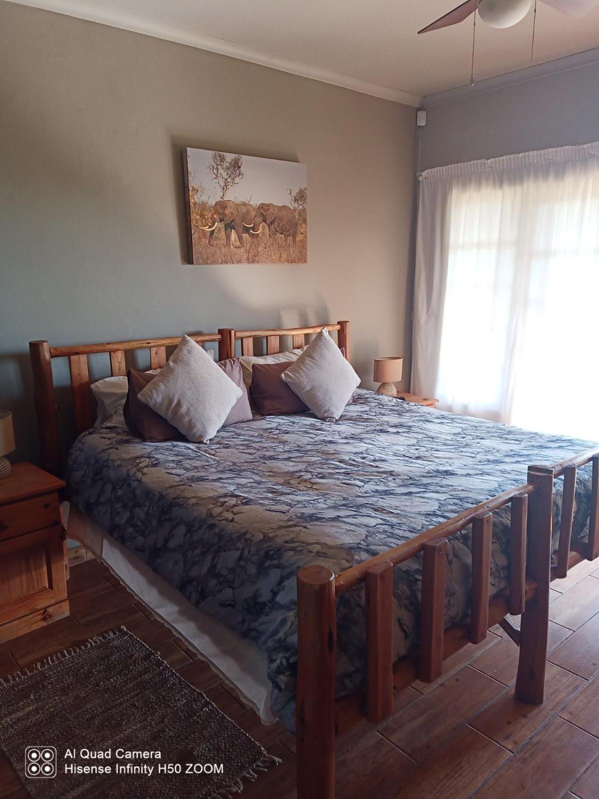 Double Room with Private Bathroom photo 1
