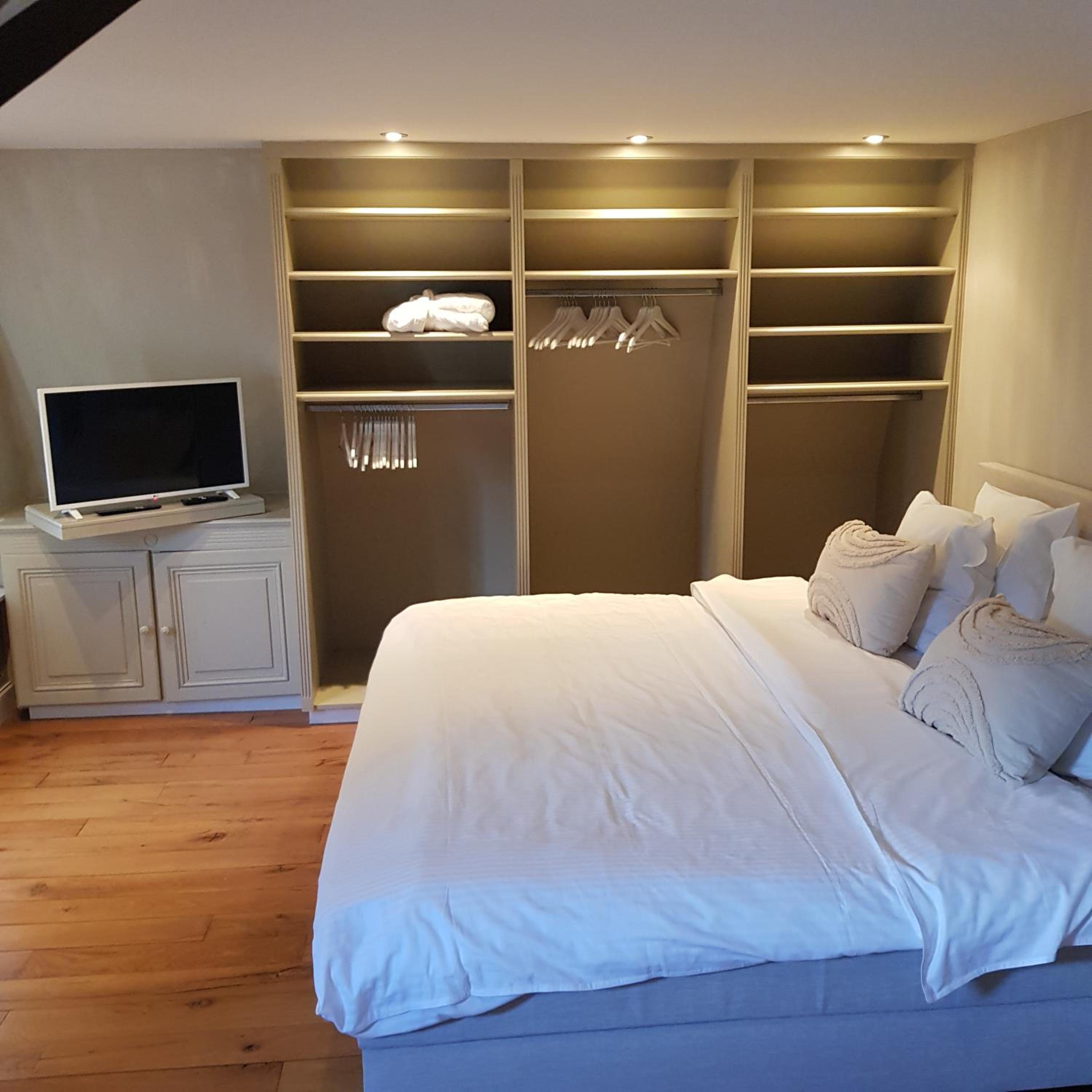 Deluxe Junior Suite