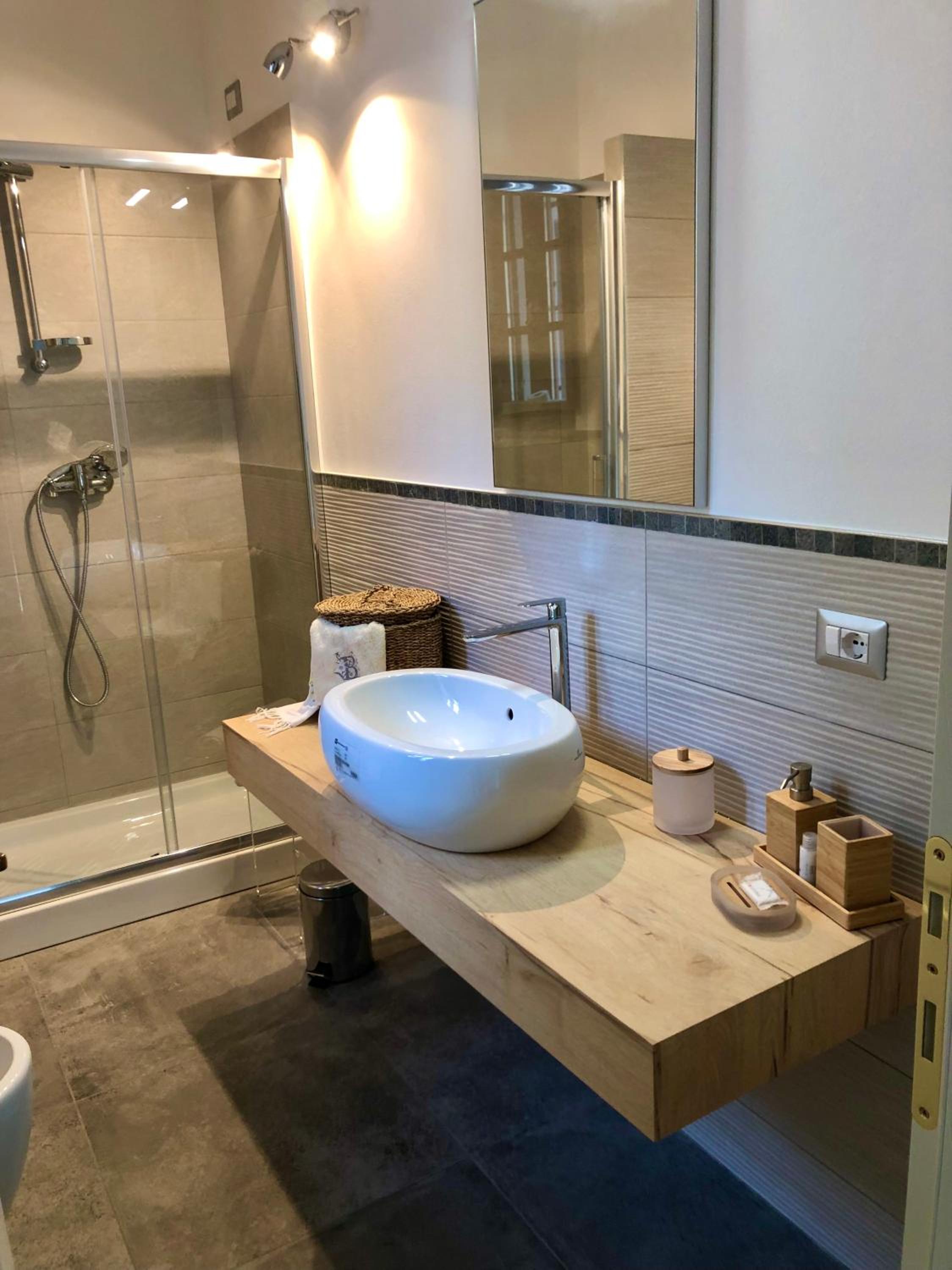 One-Bedroom Suite photo 2