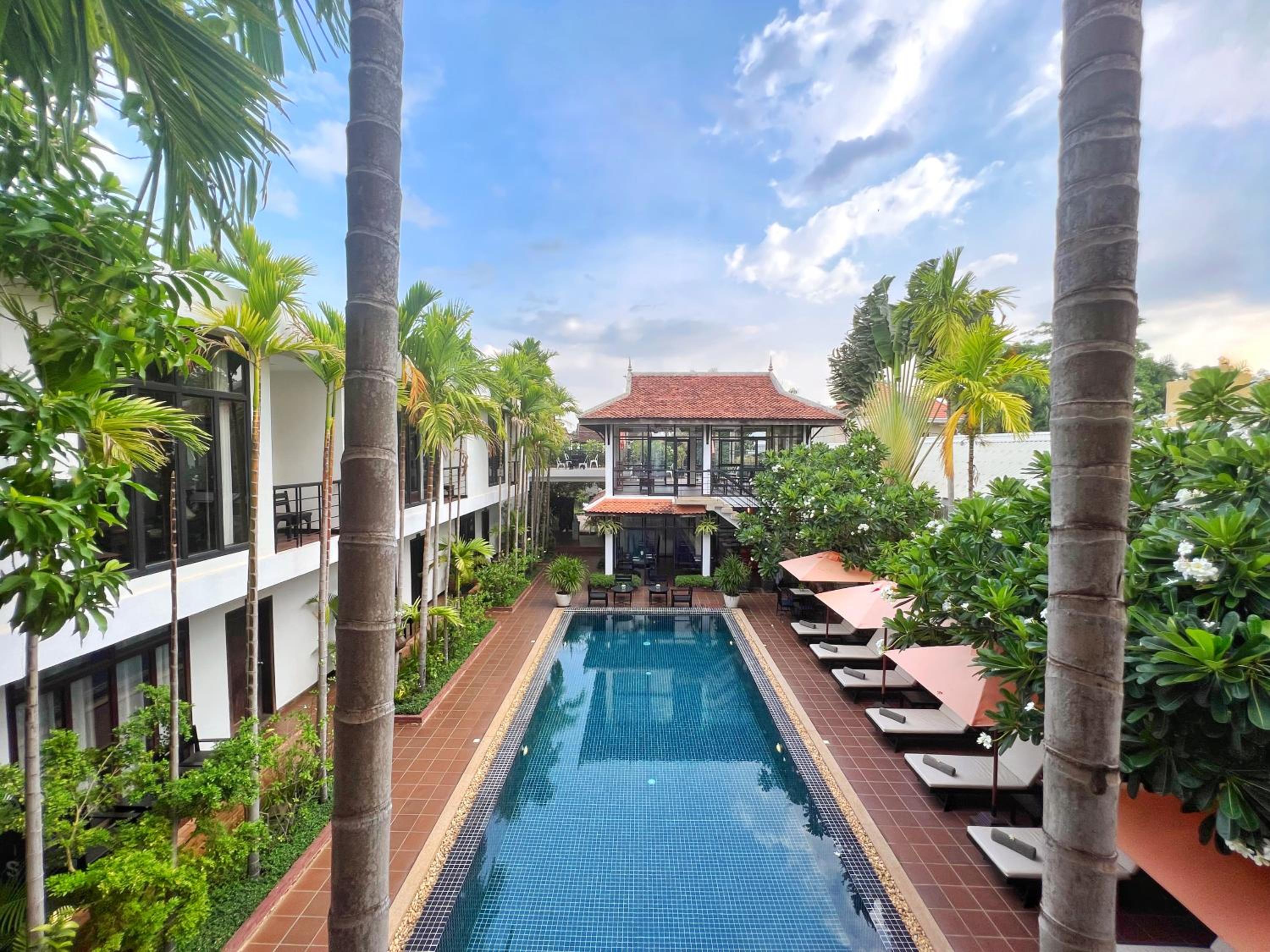 Premier Double Room with Pool View and Balcony