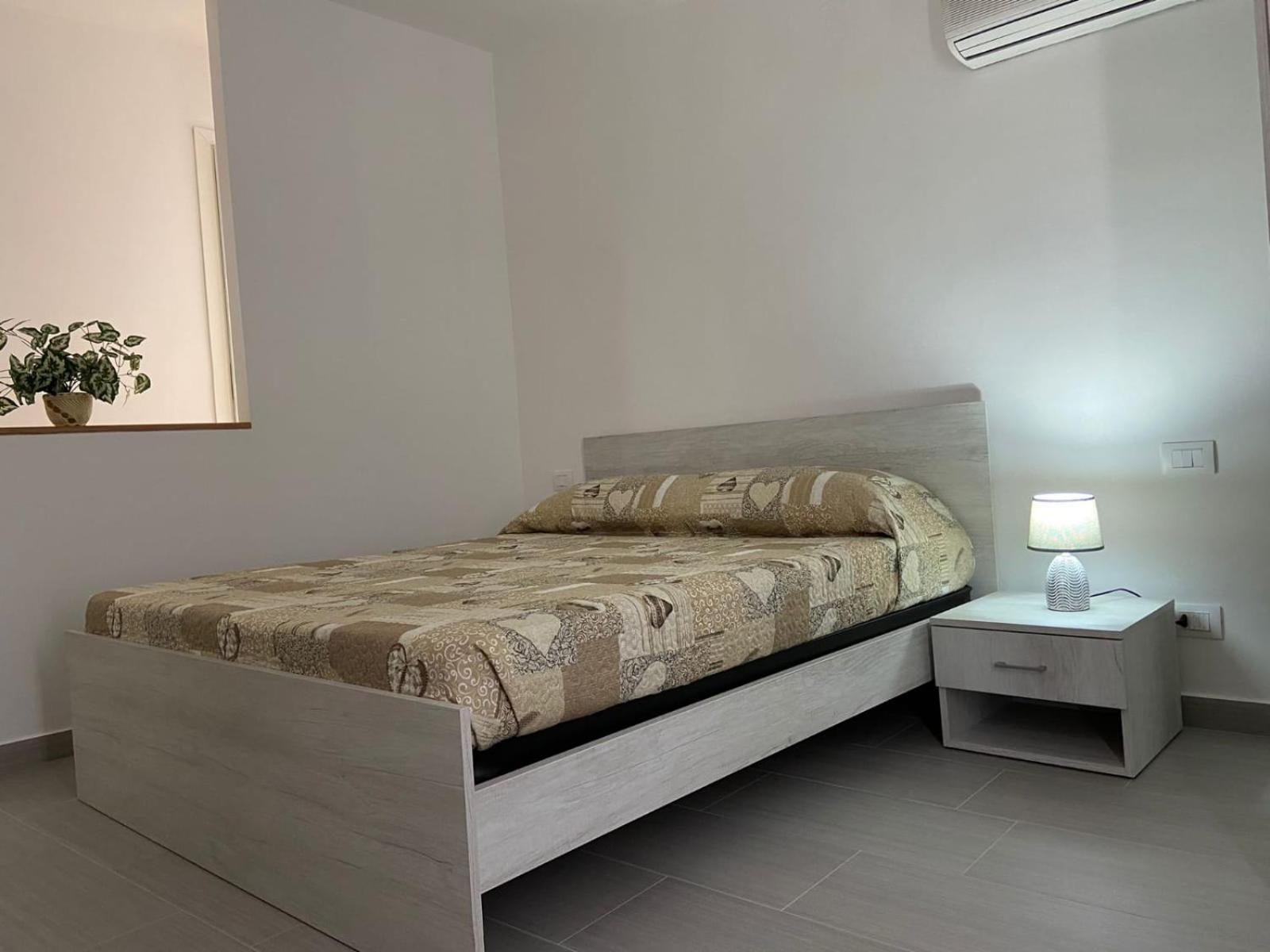 Apartment with Terrace - Photo 3
