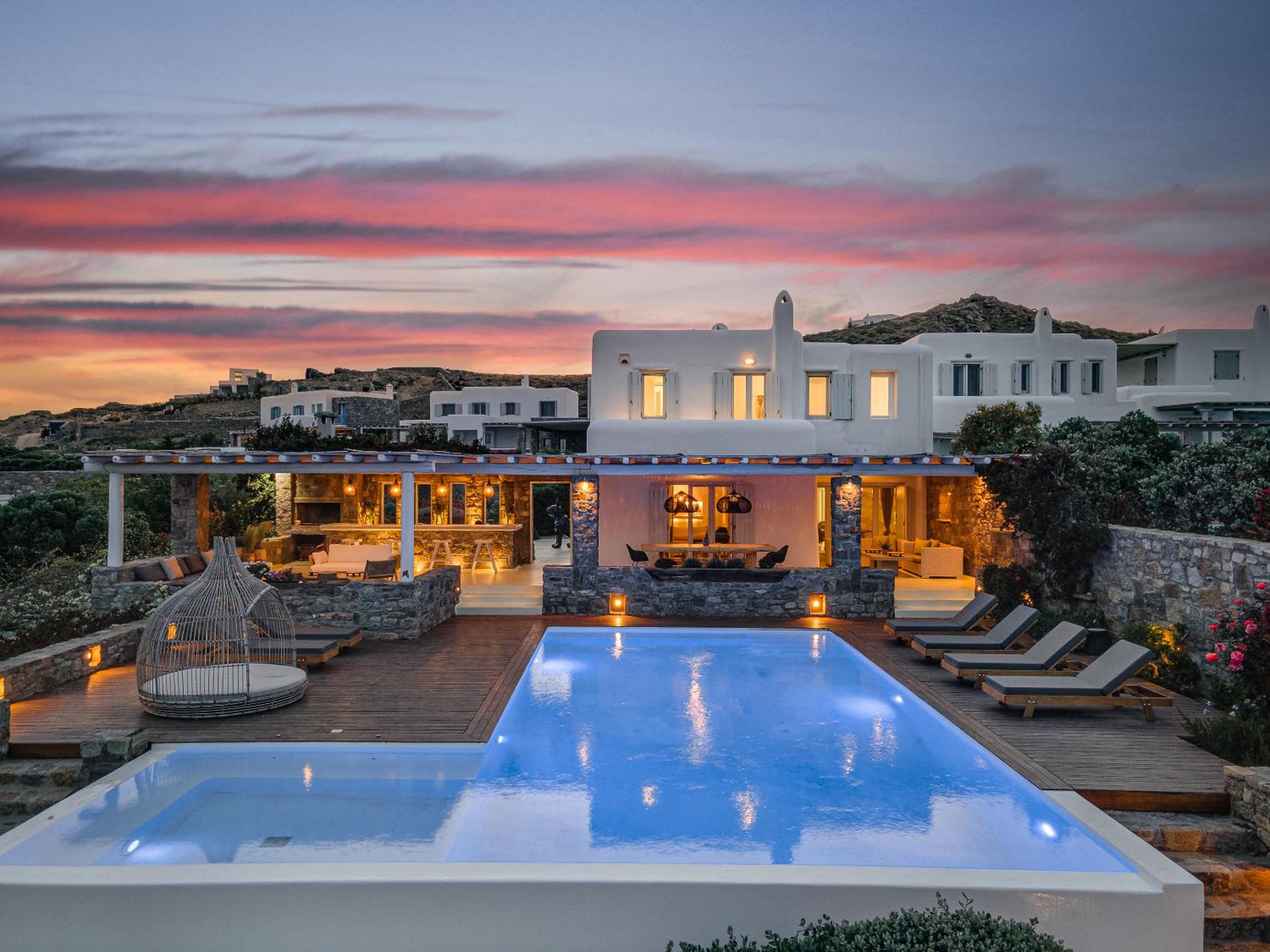 Deluxe Villa photo 3