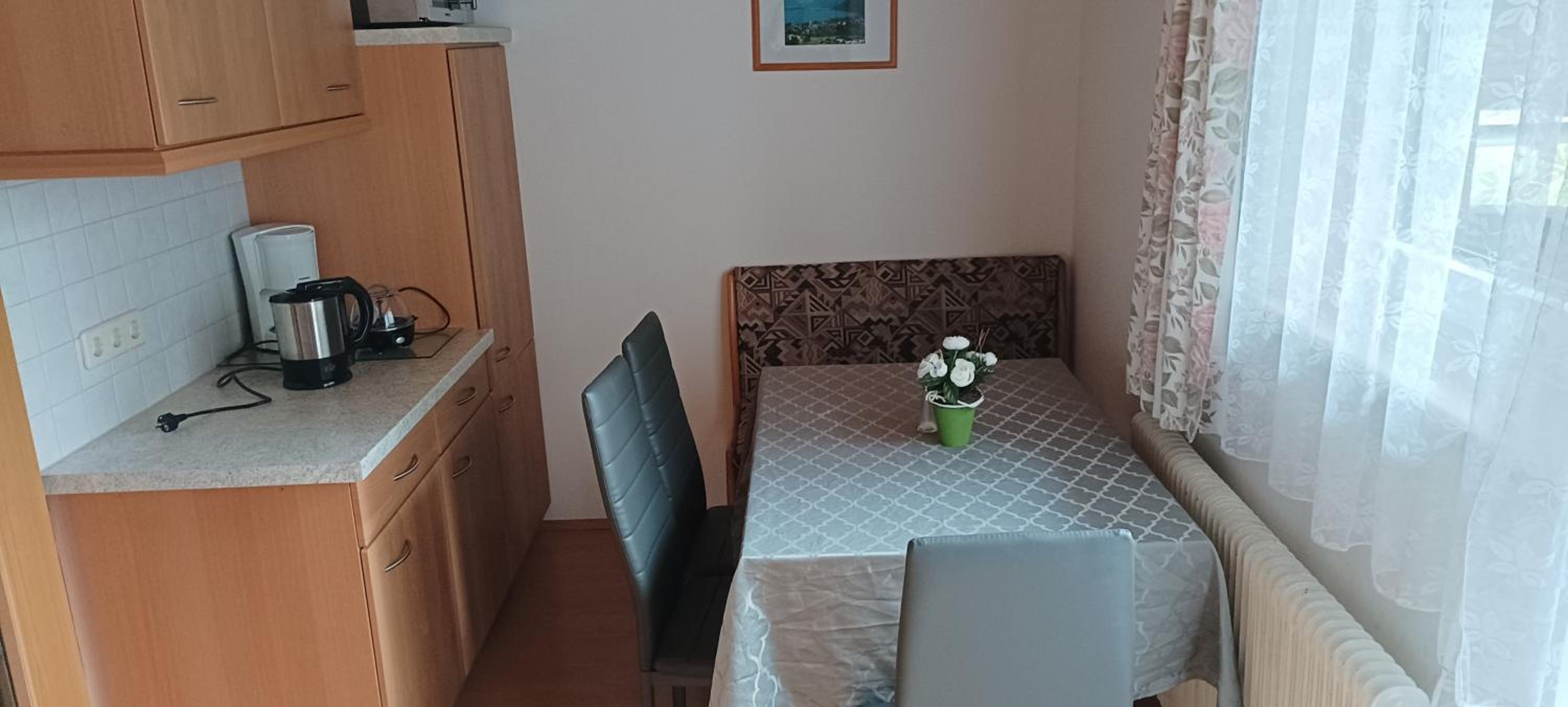 One-Bedroom Apartment - Photo 7
