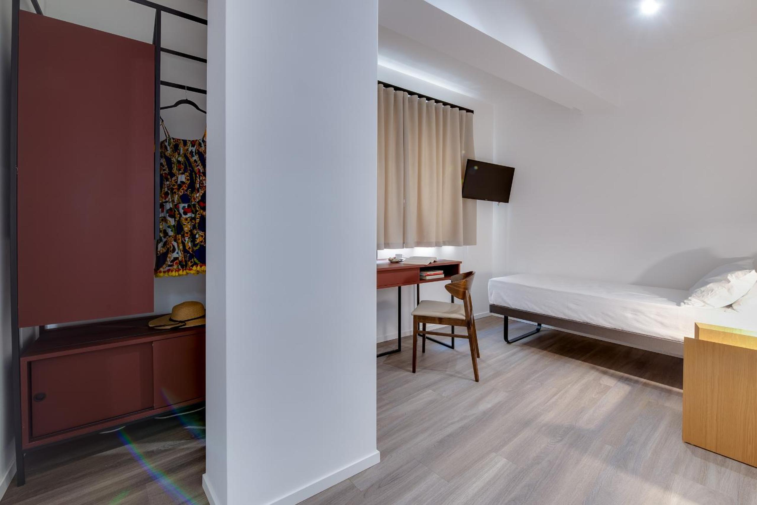 Standard Single Room photo 2