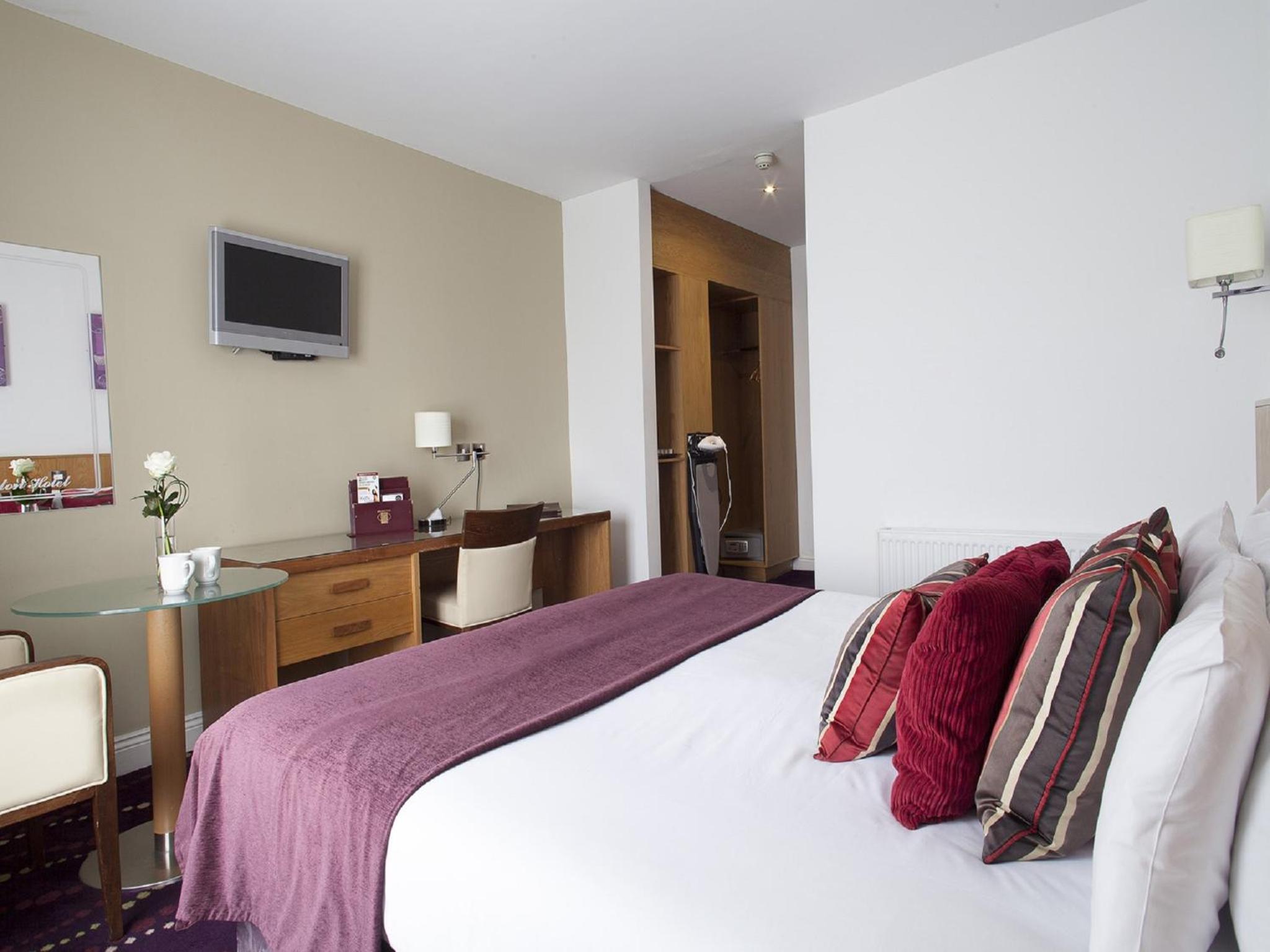 Standard King Room