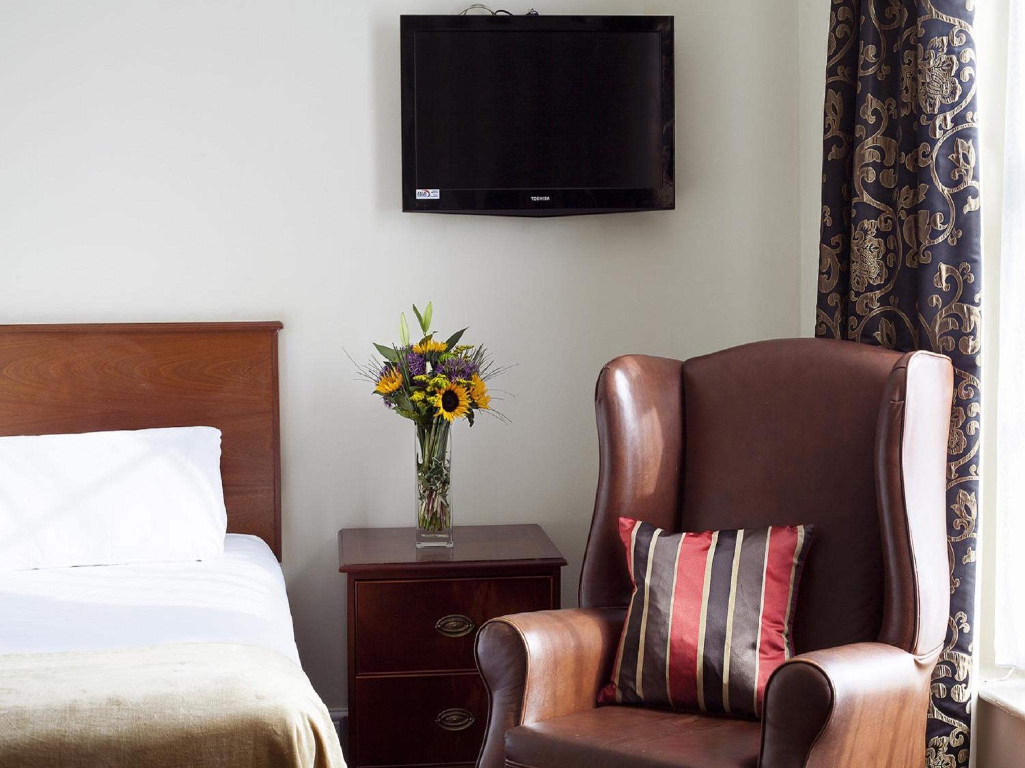 Standard Single Room