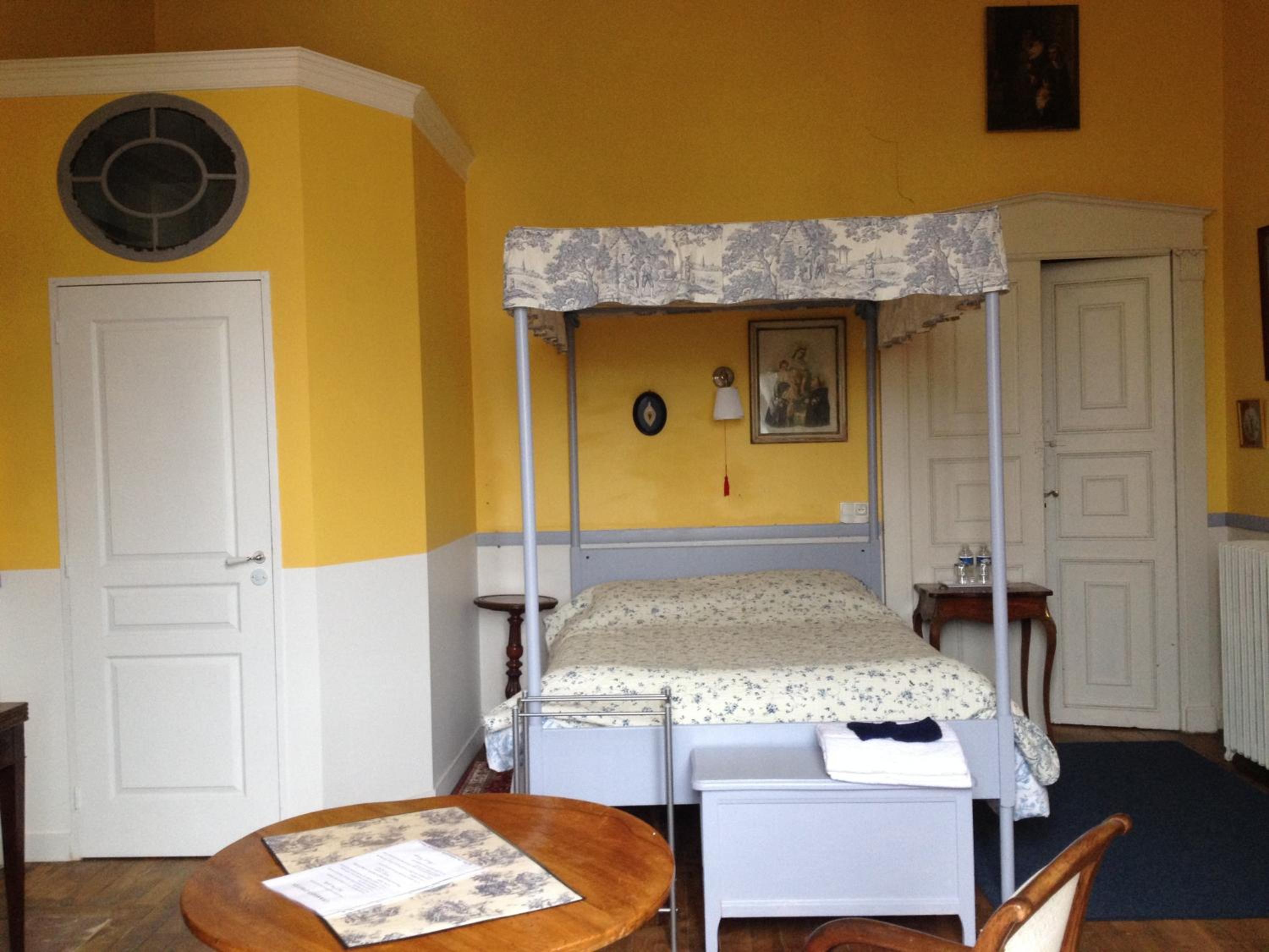 Double Room with Private Bathroom - Photo 1