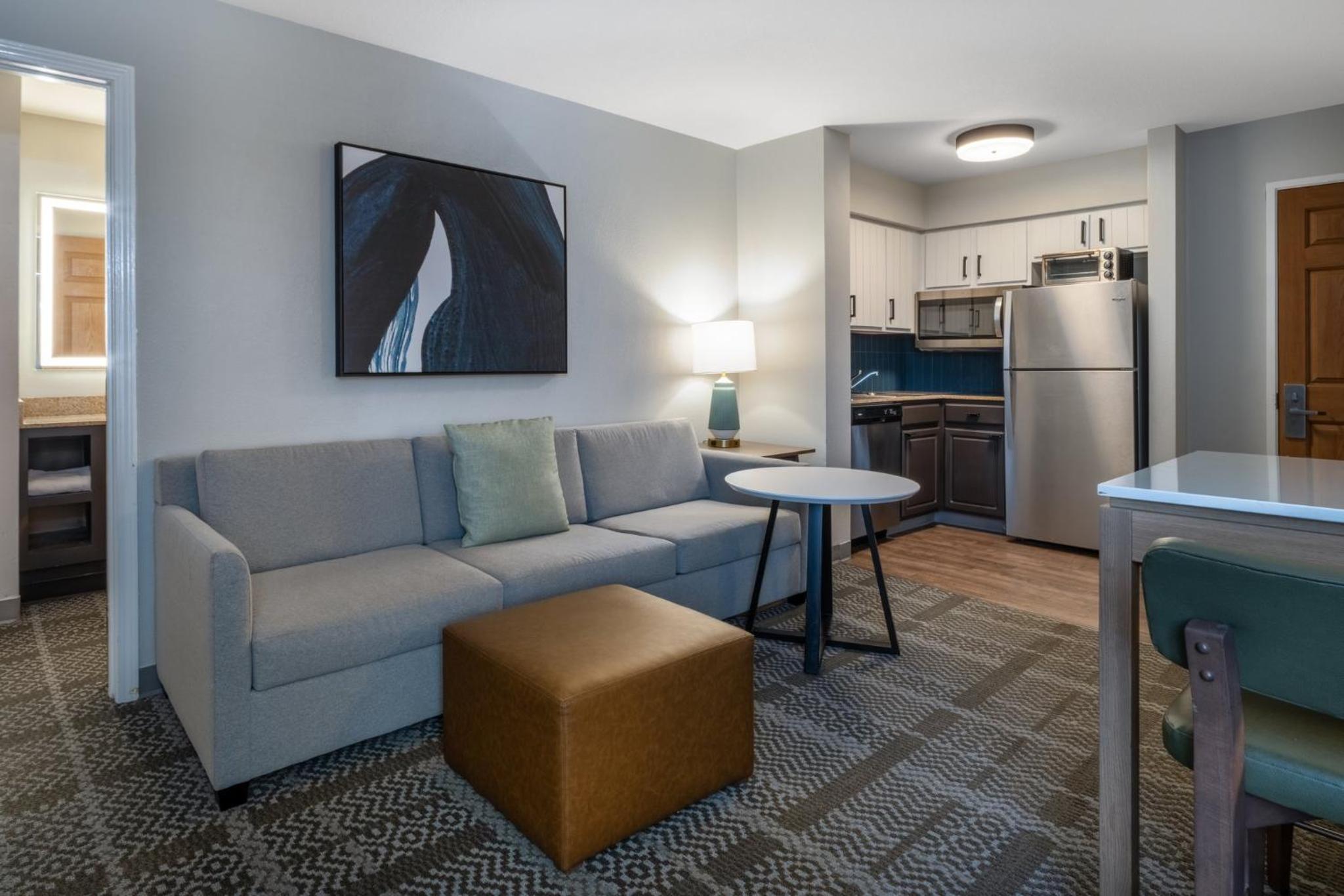Two-Bedroom Suite - Non-Smoking - Photo 10