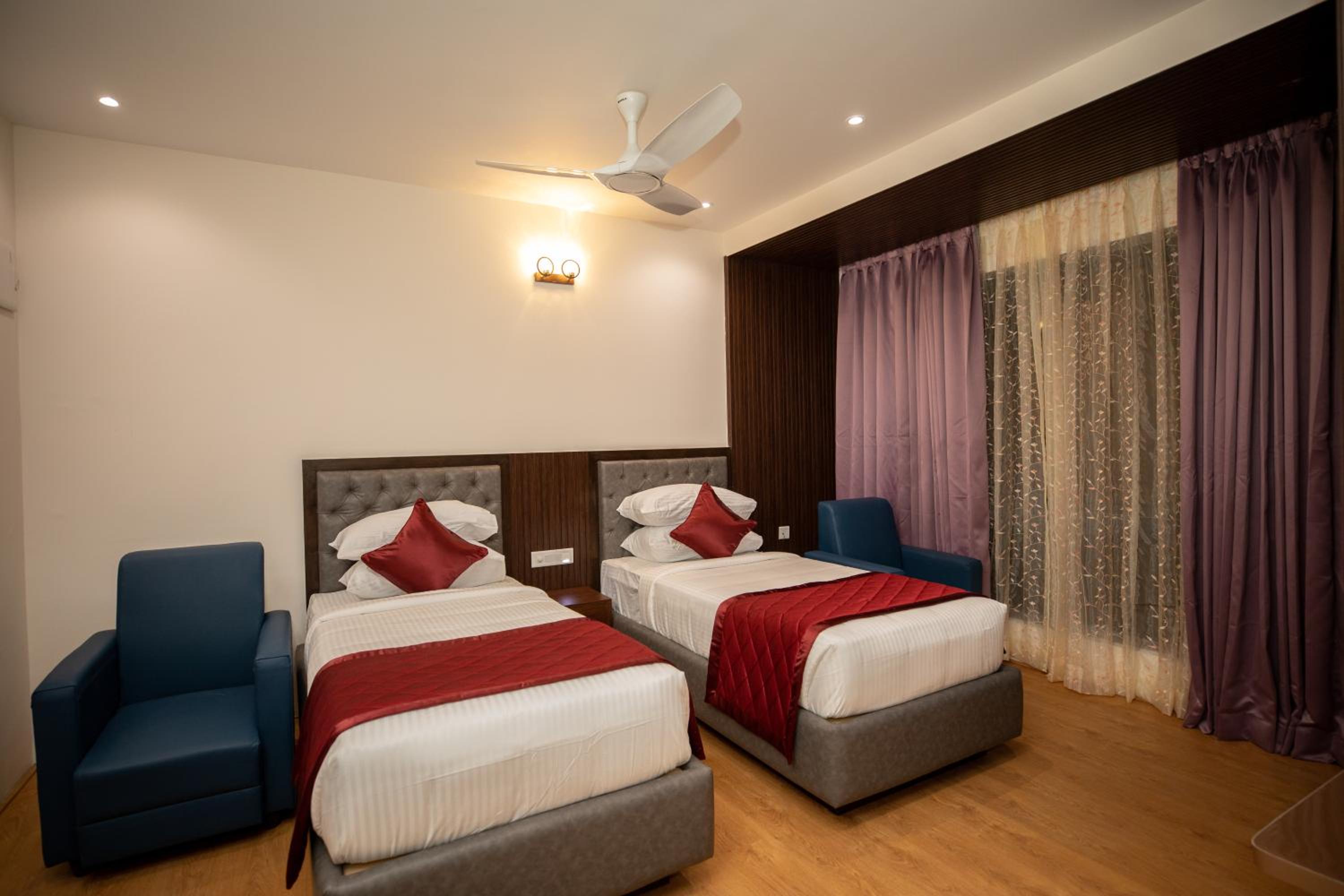 Superior Twin Room - Photo 1
