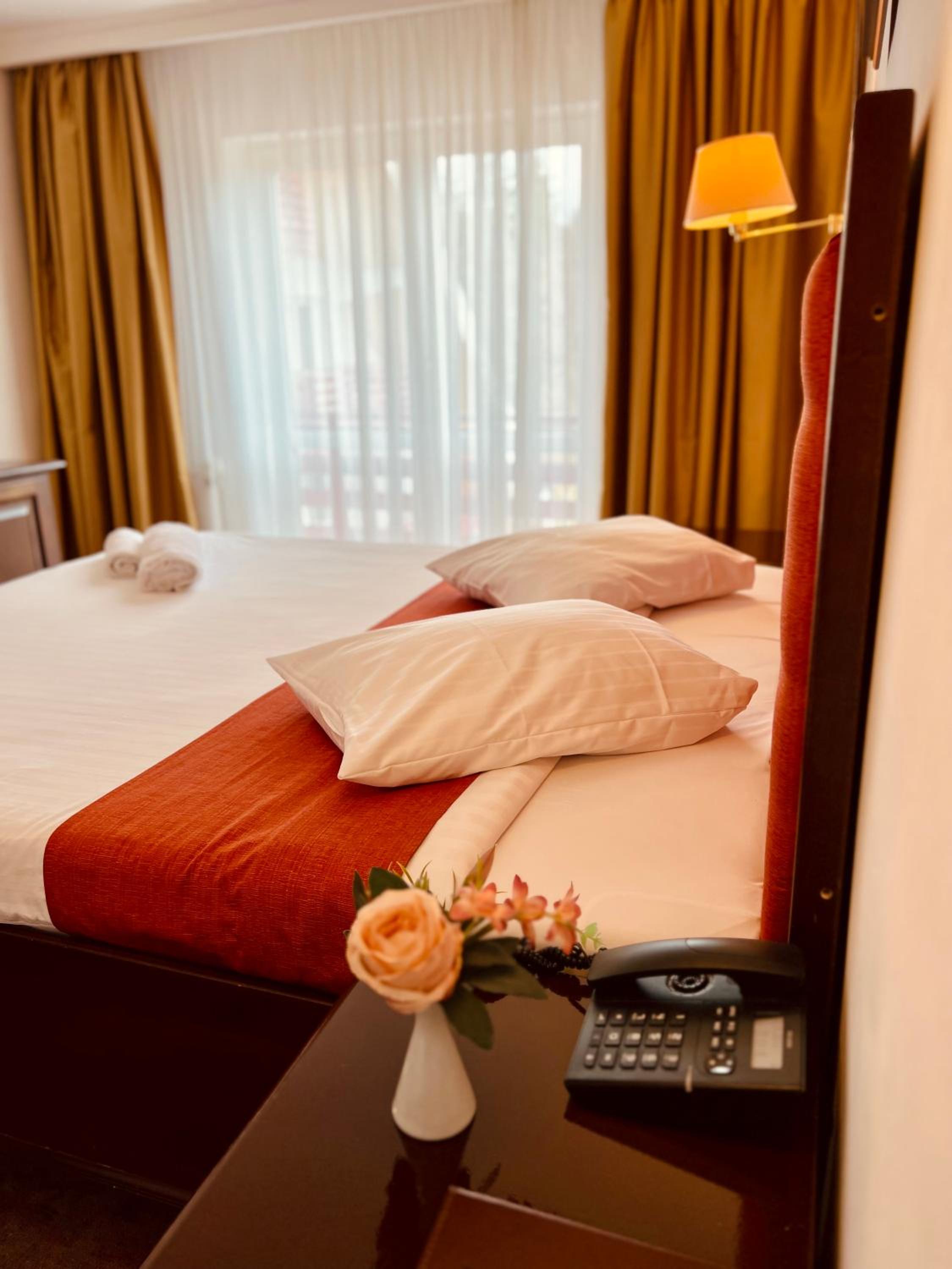 Standard Double Room photo 1