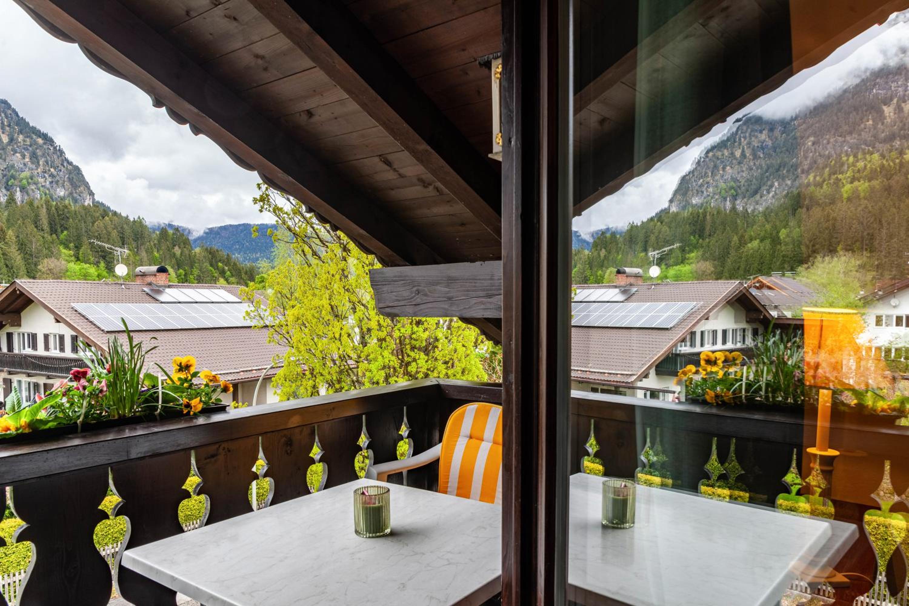 Superior One-Bedroom Apartment with Balcony photo 2
